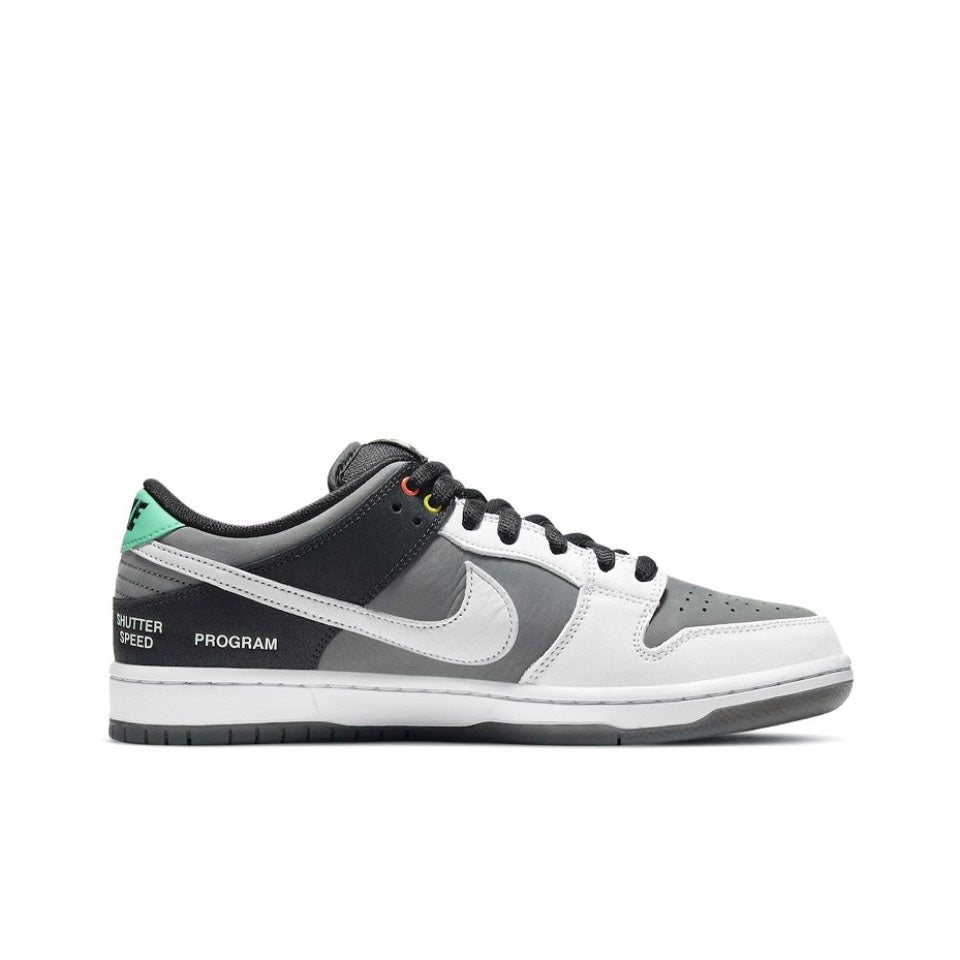 Nike SB Dunk Low VX1000