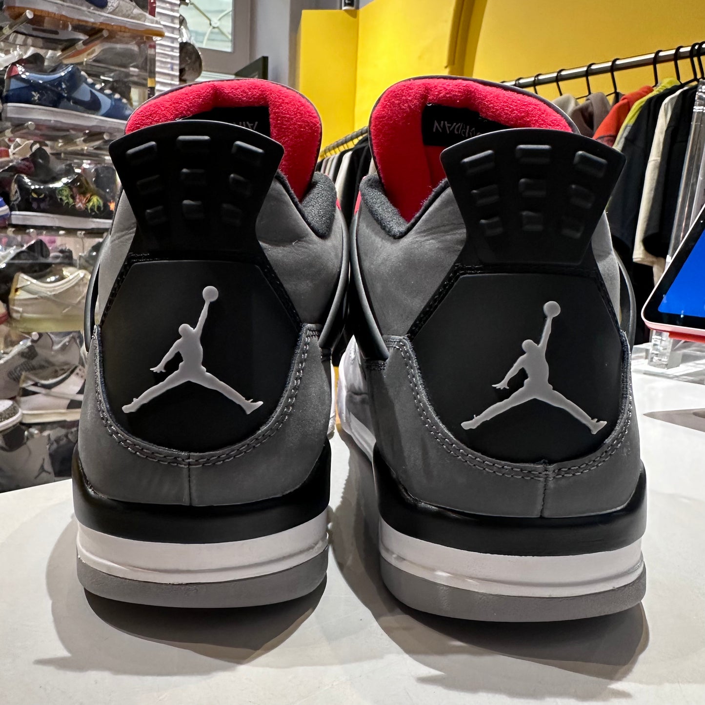 Jordan 4 Retro Infrared Pre-owned US 12