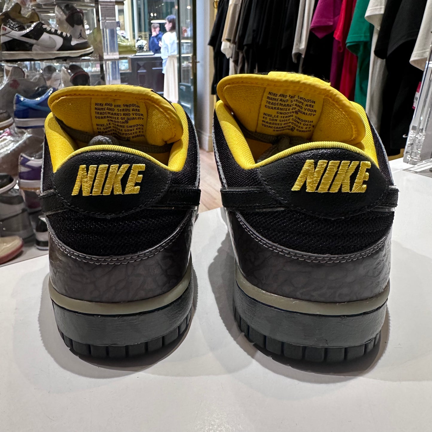 Nike SB Dunk Low Yellow Curb Pre-owned