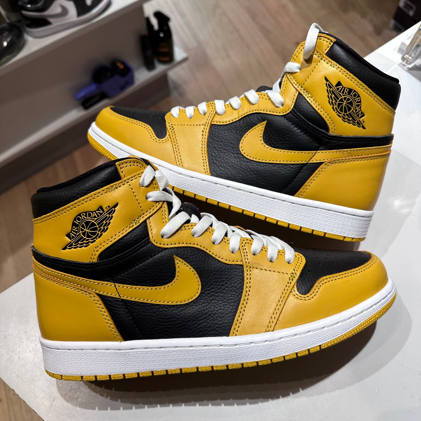 Jordan 1 Retro High Pollen Pre-owned US 10