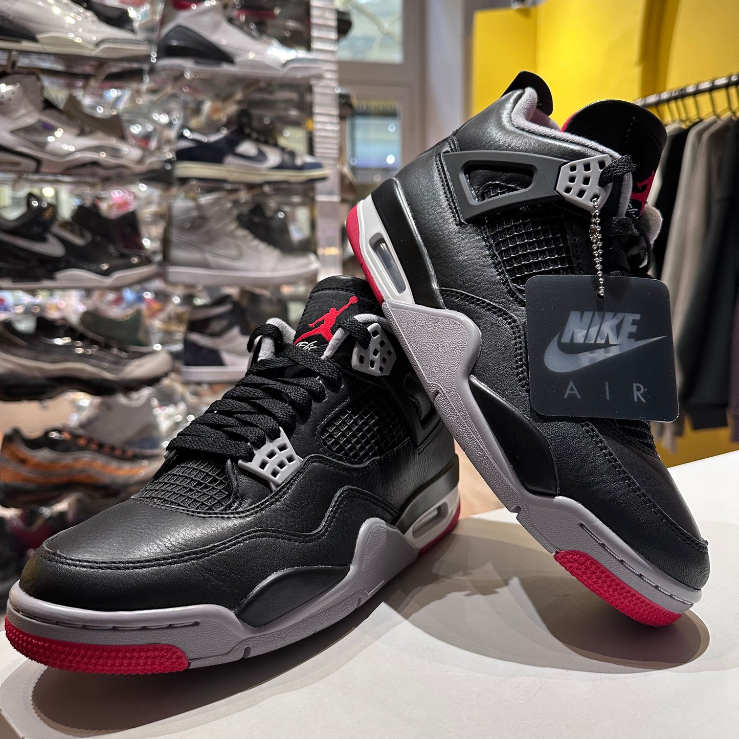 Jordan 4 Retro Bred Reimagined Pre-owned US8.5