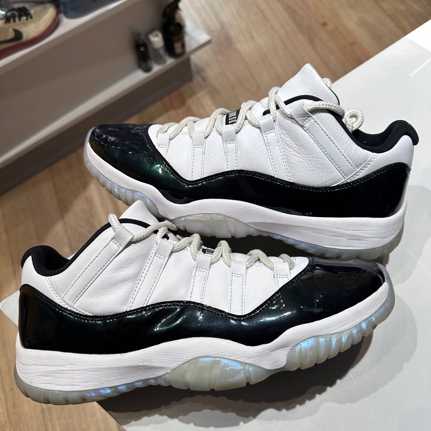 Jordan 11 Retro Low Iridescent US 12 Pre-owned