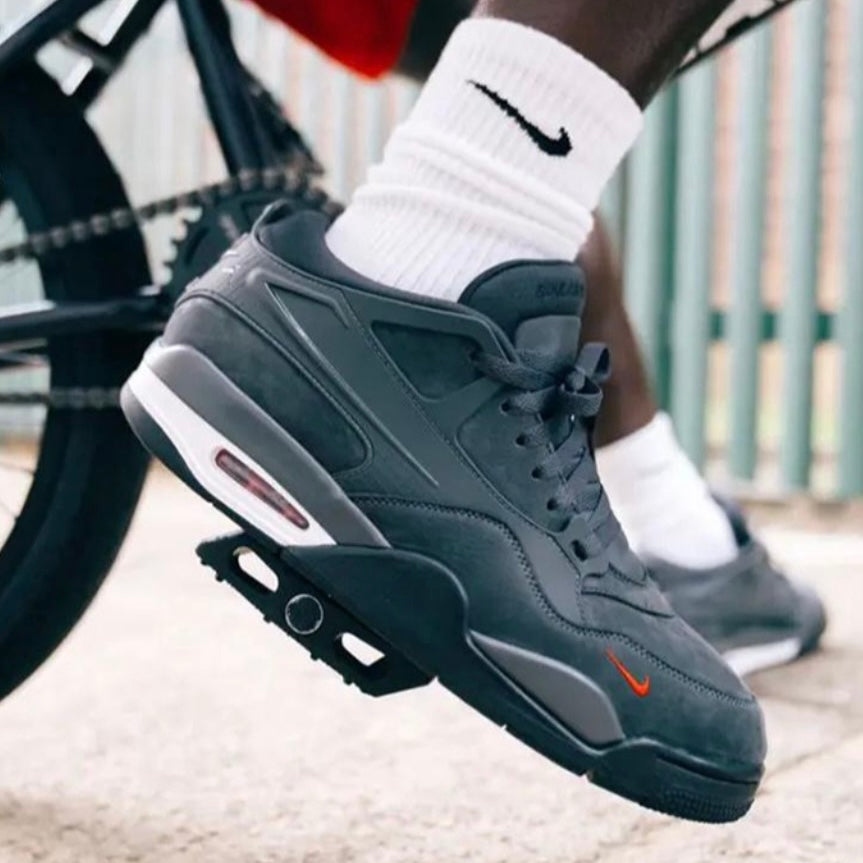 Jordan 4 RM SP Nigel Sylvester Driveway Grey