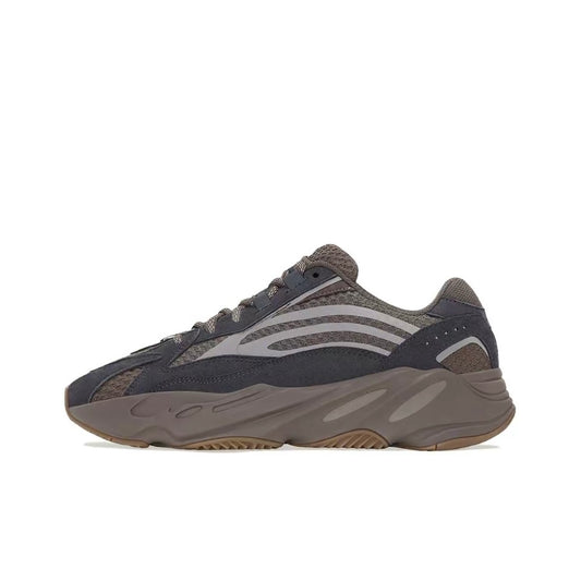 adidas Yeezy Boost 700 V2 Mauve Pre-owned US10.5