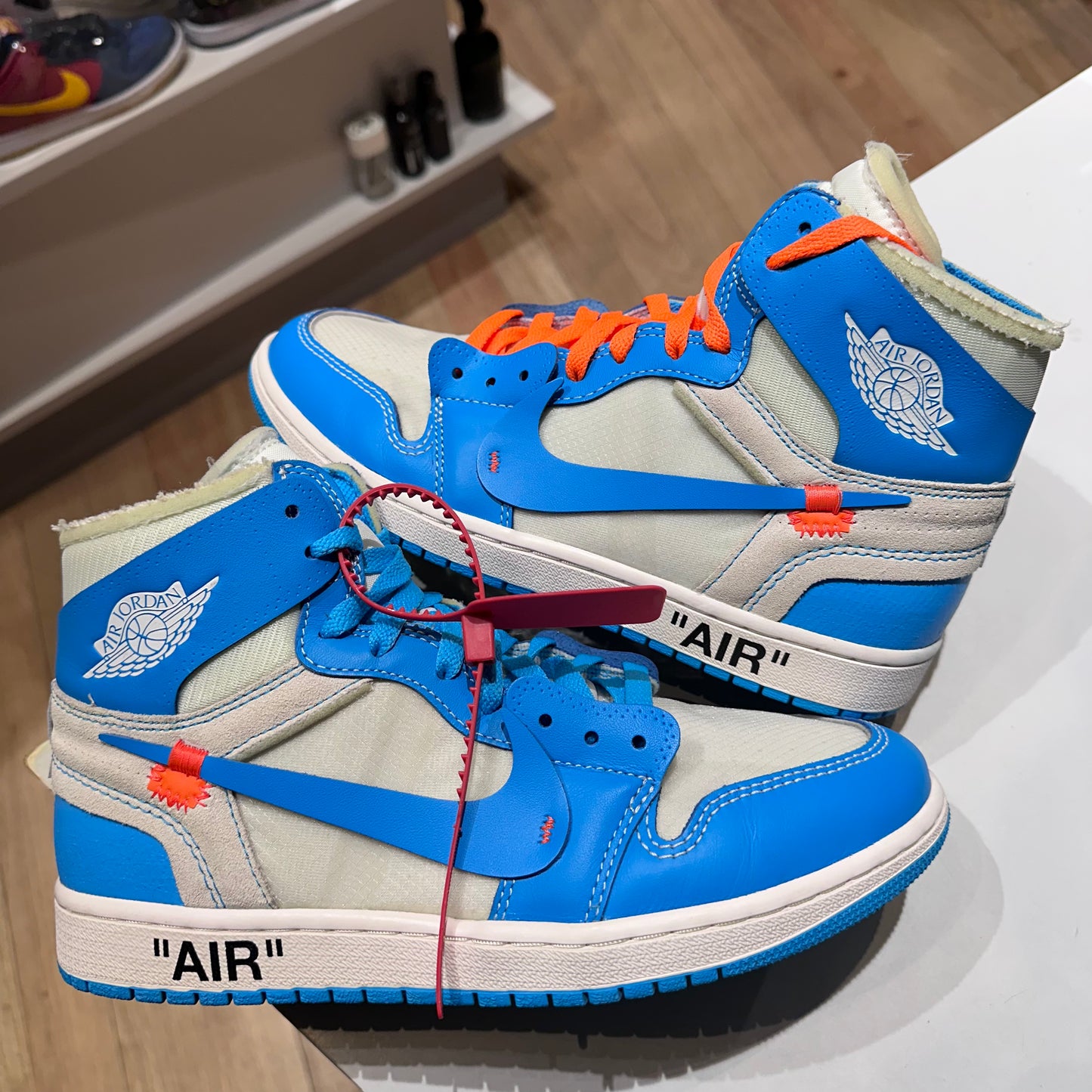 Jordan 1 Retro High Off-White University Blue Pre-owned US 9