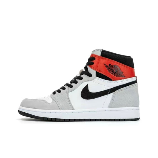 Jordan 1 Retro High Light Smoke Grey