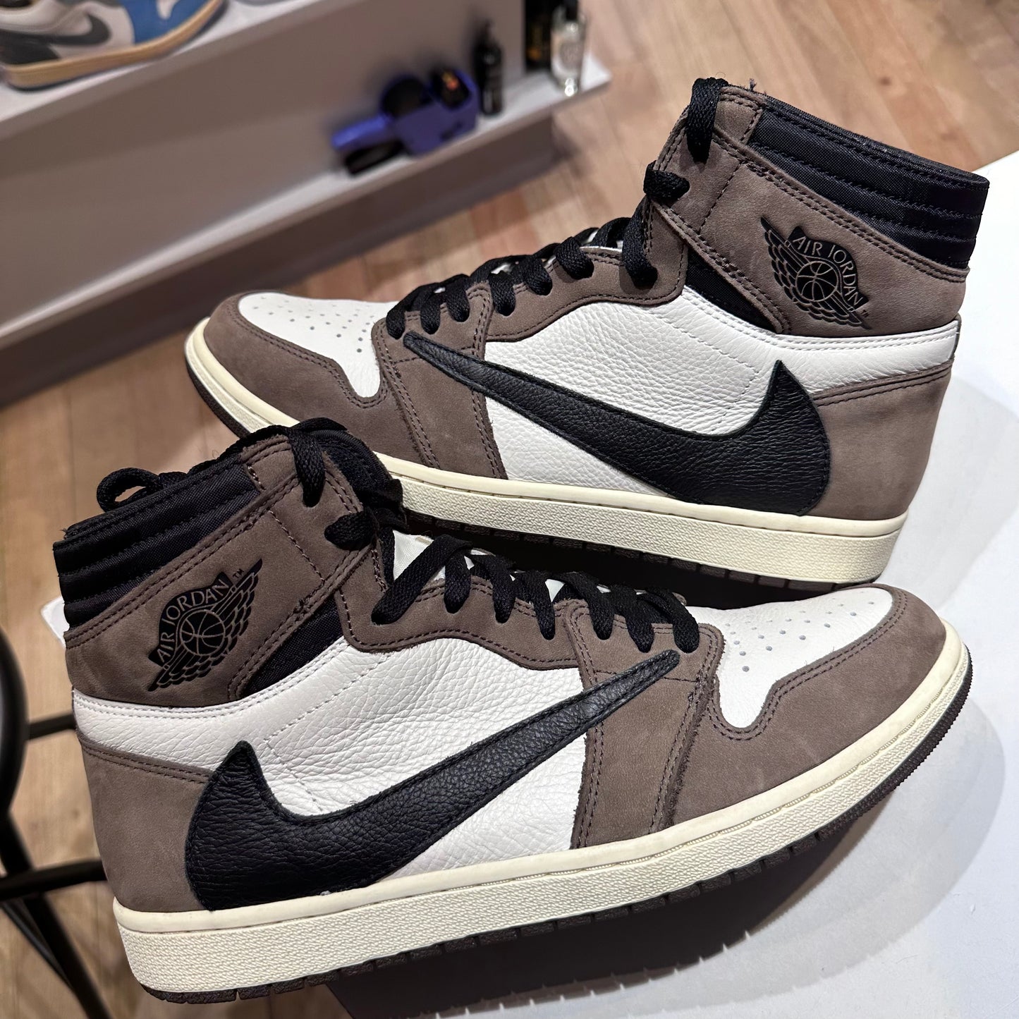 Jordan 1 Retro High OG SP Travis Scott Mocha Pre-owned US 11