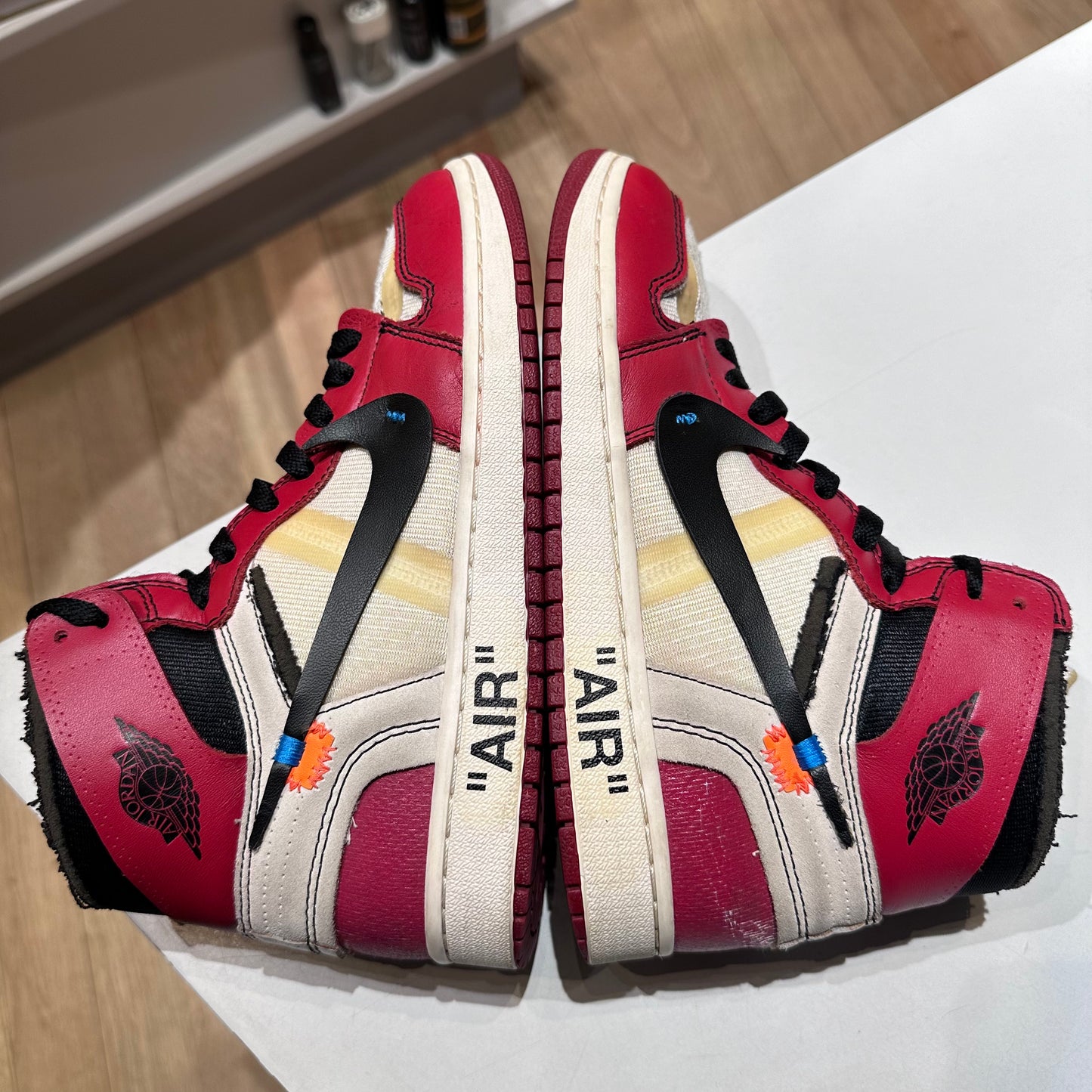 Jordan 1 Retro High Off-White Chicago Pre-owned US 8.5