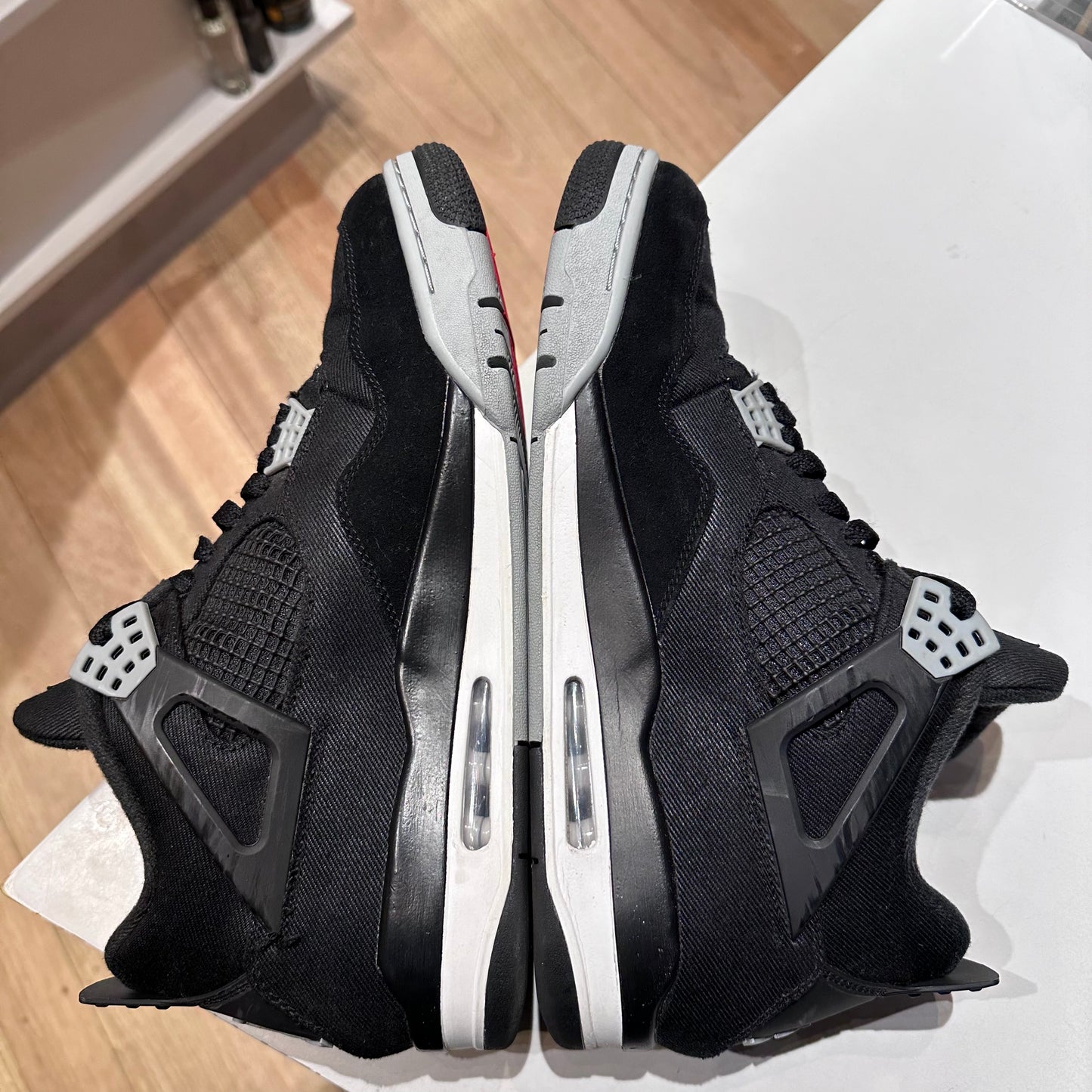 Jordan 4 Retro SE Black Canvas Pre-owned US12