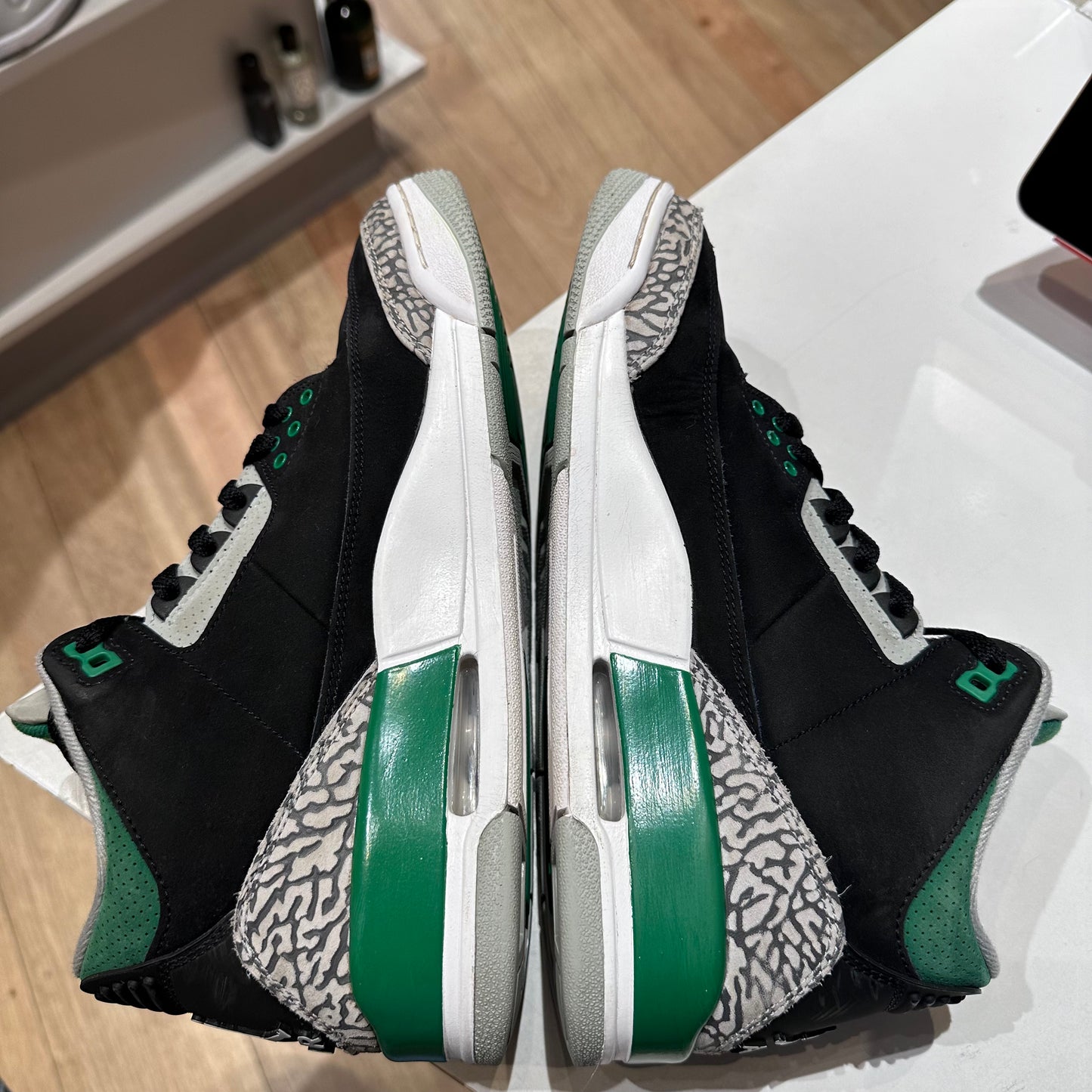 Jordan 3 Retro Pine Green Pre-owned US 9