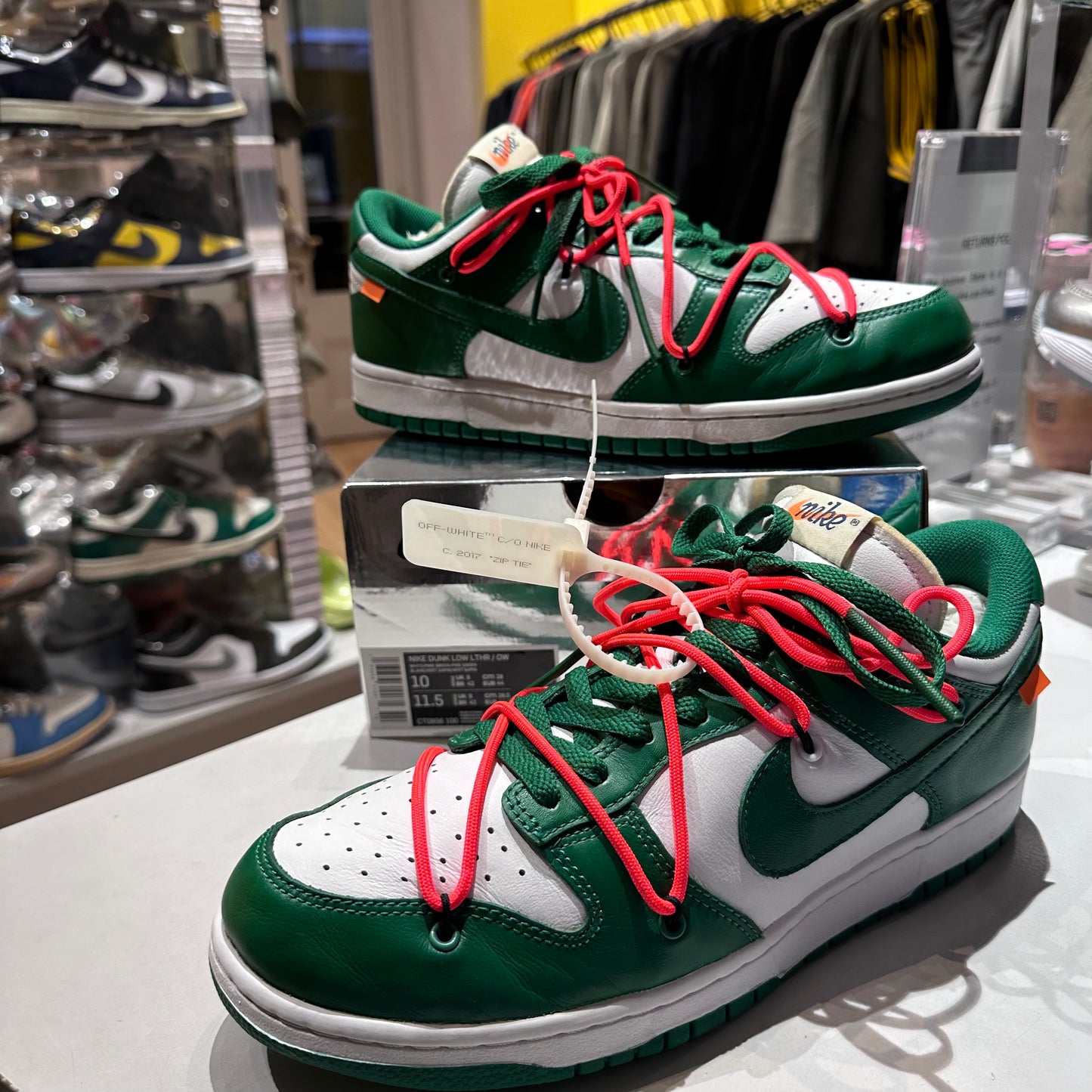 Nike Dunk Low Off-White Pine Green Pre-owned US 10