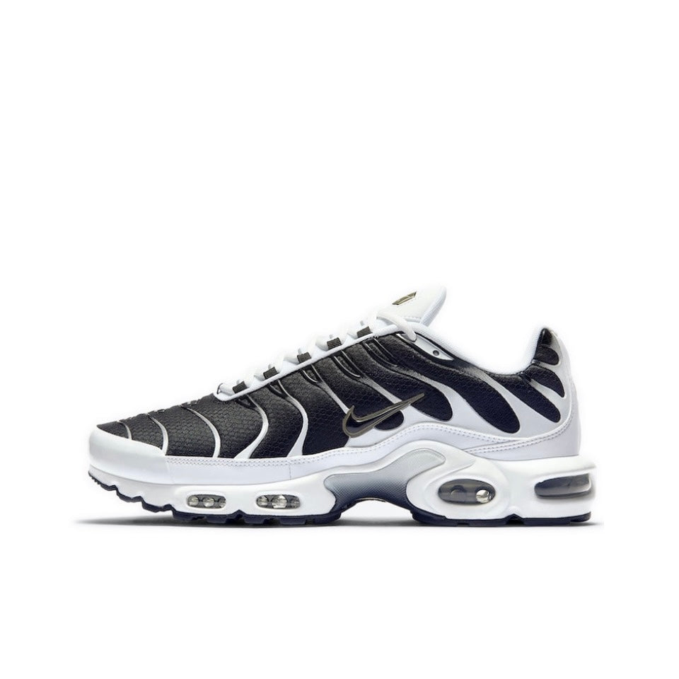 Nike Air Max Plus White Black Metallic Pewter