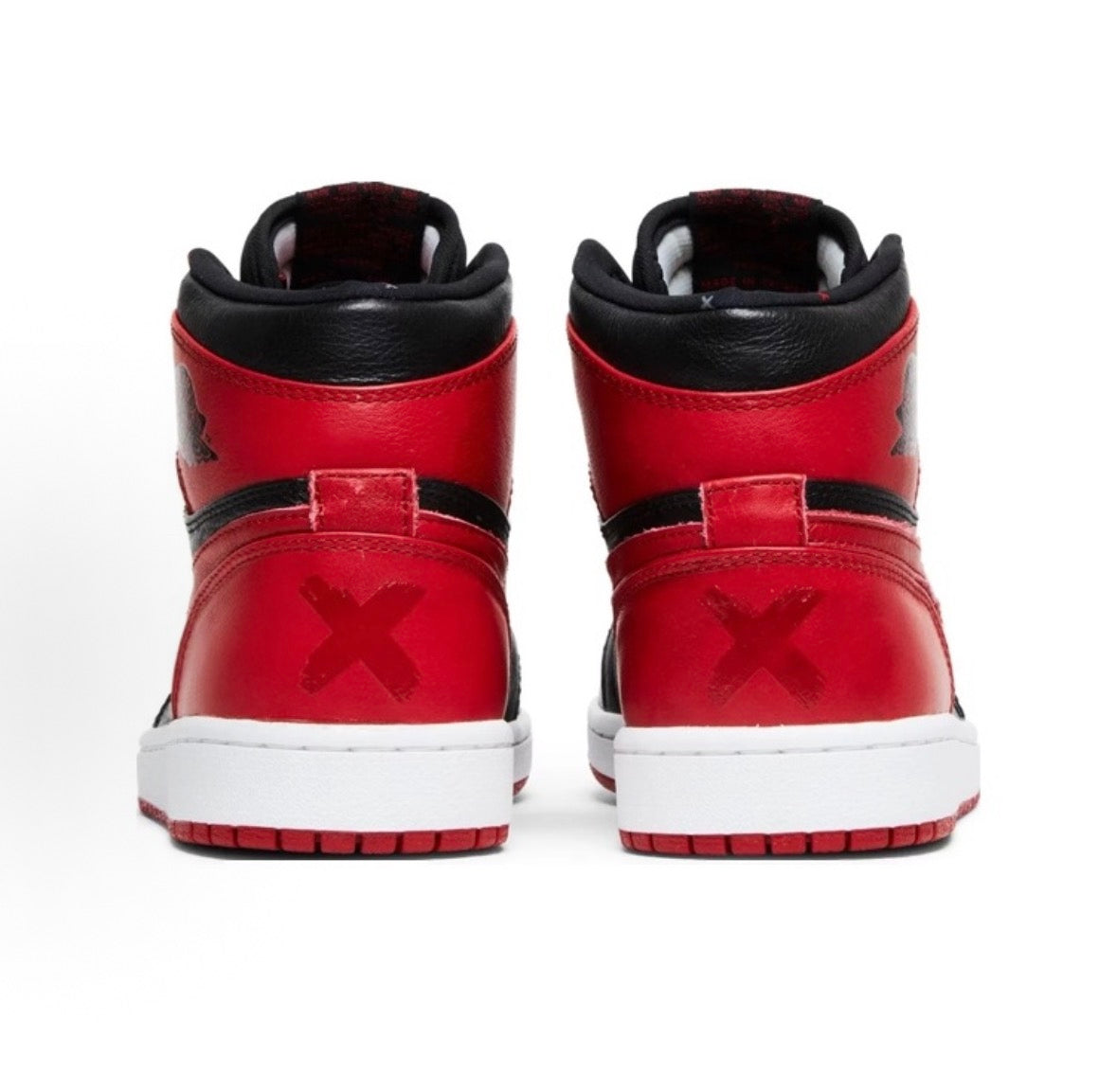 Jordan 1 Retro High OG Banned  (2011)