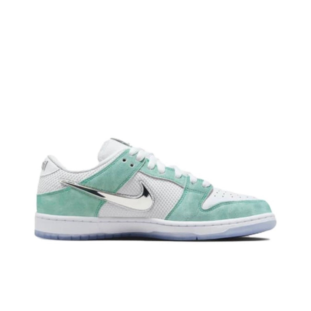 Nike SB Dunk Low April Skateboards