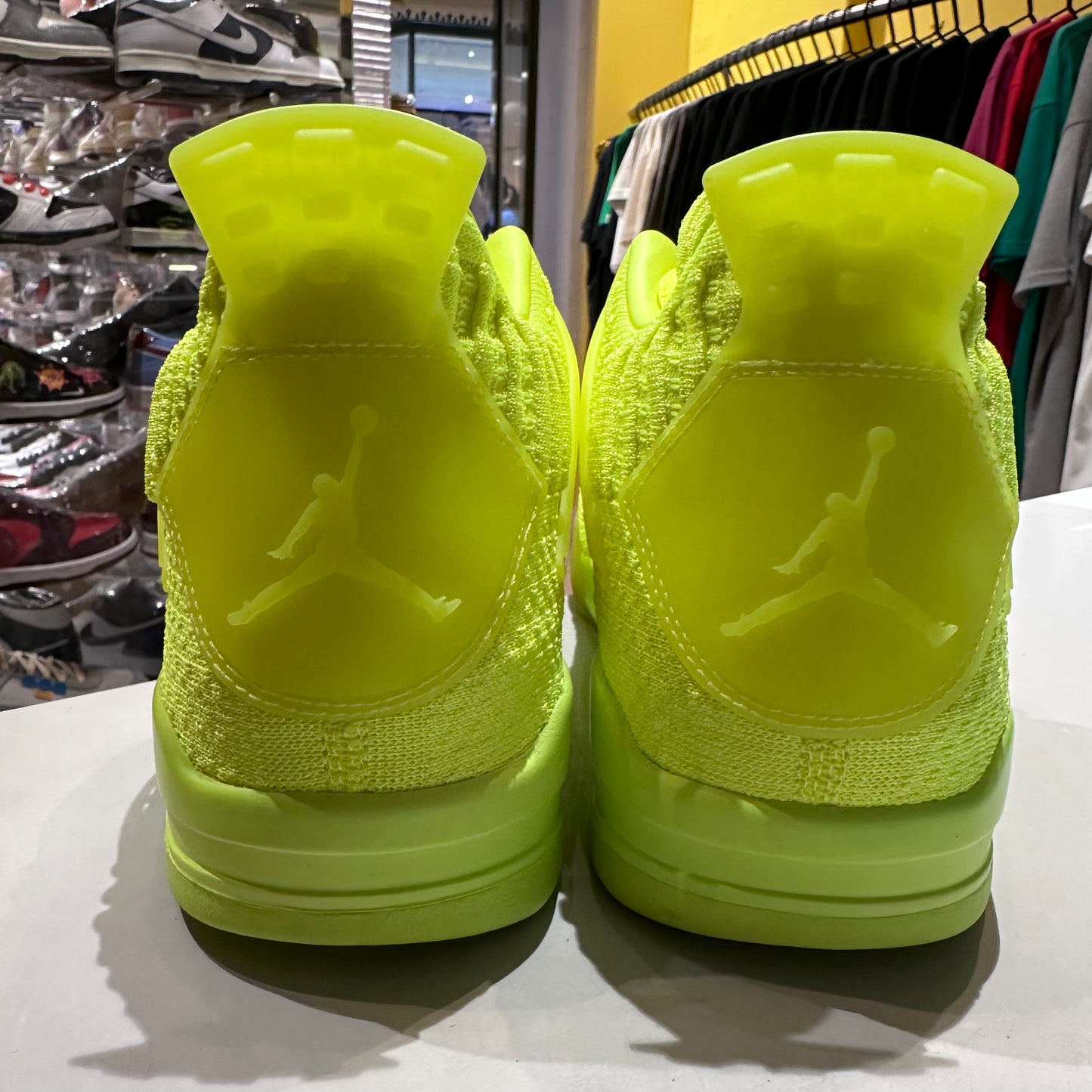 Jordan 4 Retro Flyknit Volt Pre-owned US 11