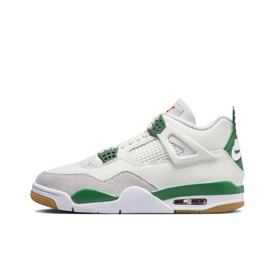 Jordan 4 Retro SB Pine Green Pre-owned US 9