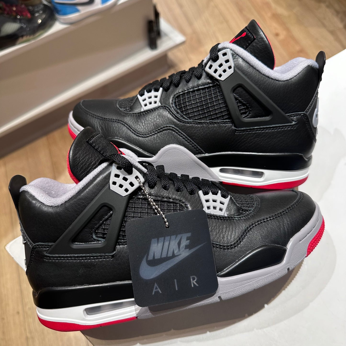 Jordan 4 Retro Bred Reimagined Pre-owned US8.5