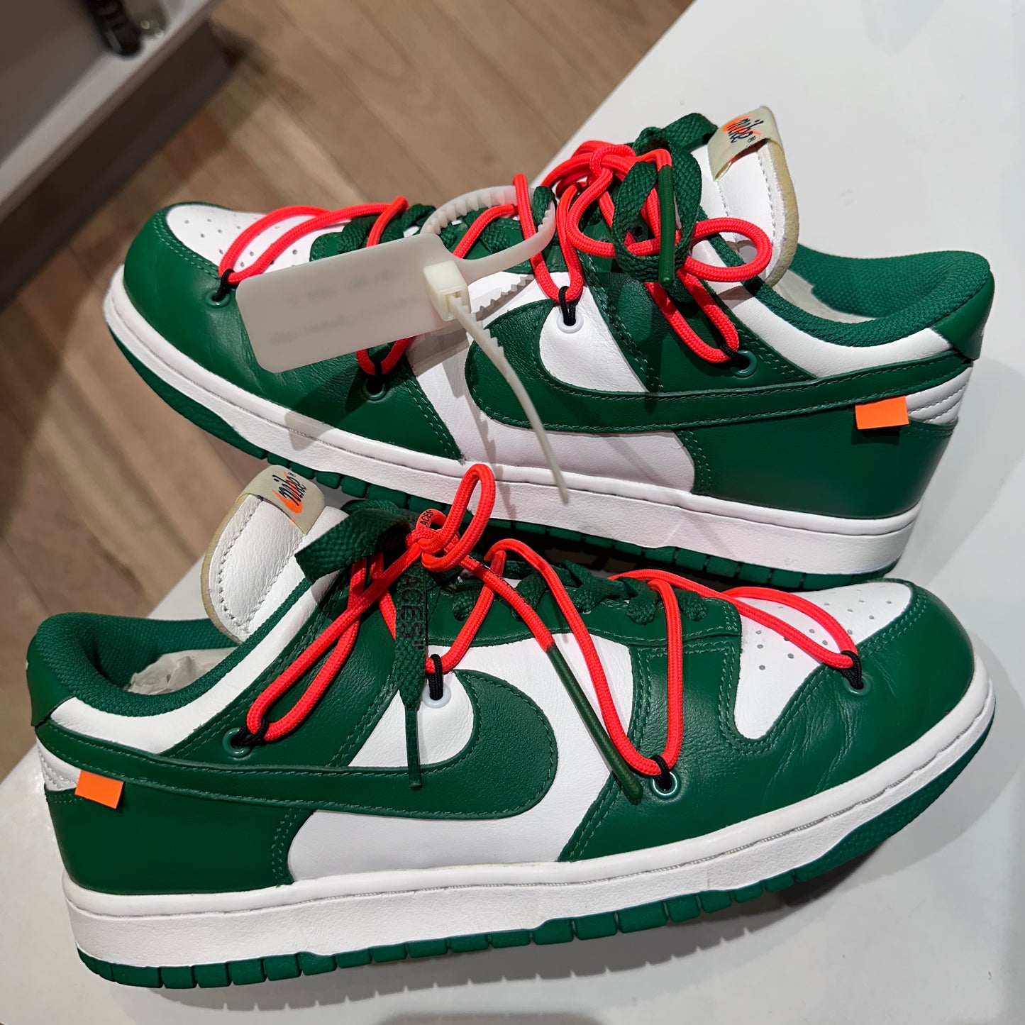 Nike Dunk Low Off-White Pine Green Pre-owned US 10