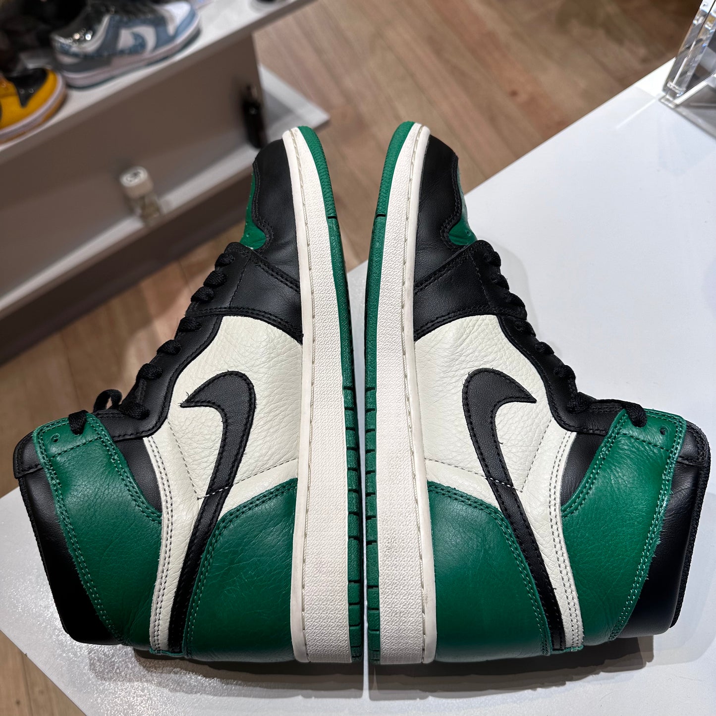 Jordan 1 Retro High Pine Green （2018）Pre-owned