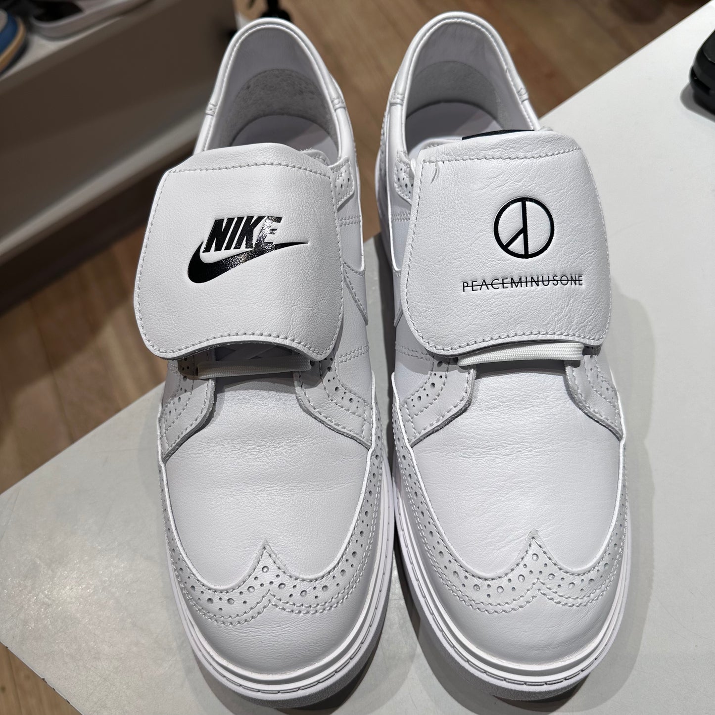 Nike Kwondo 1 G-Dragon Peaceminusone Triple White Pre-owned US 10.5