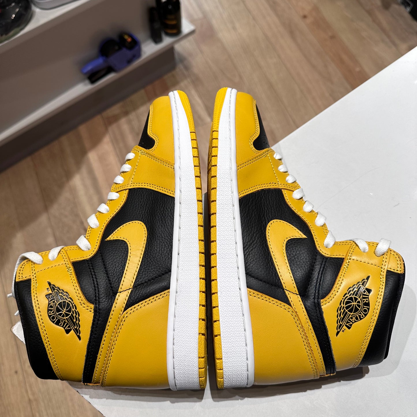 Jordan 1 Retro High Pollen Pre-owned US 10