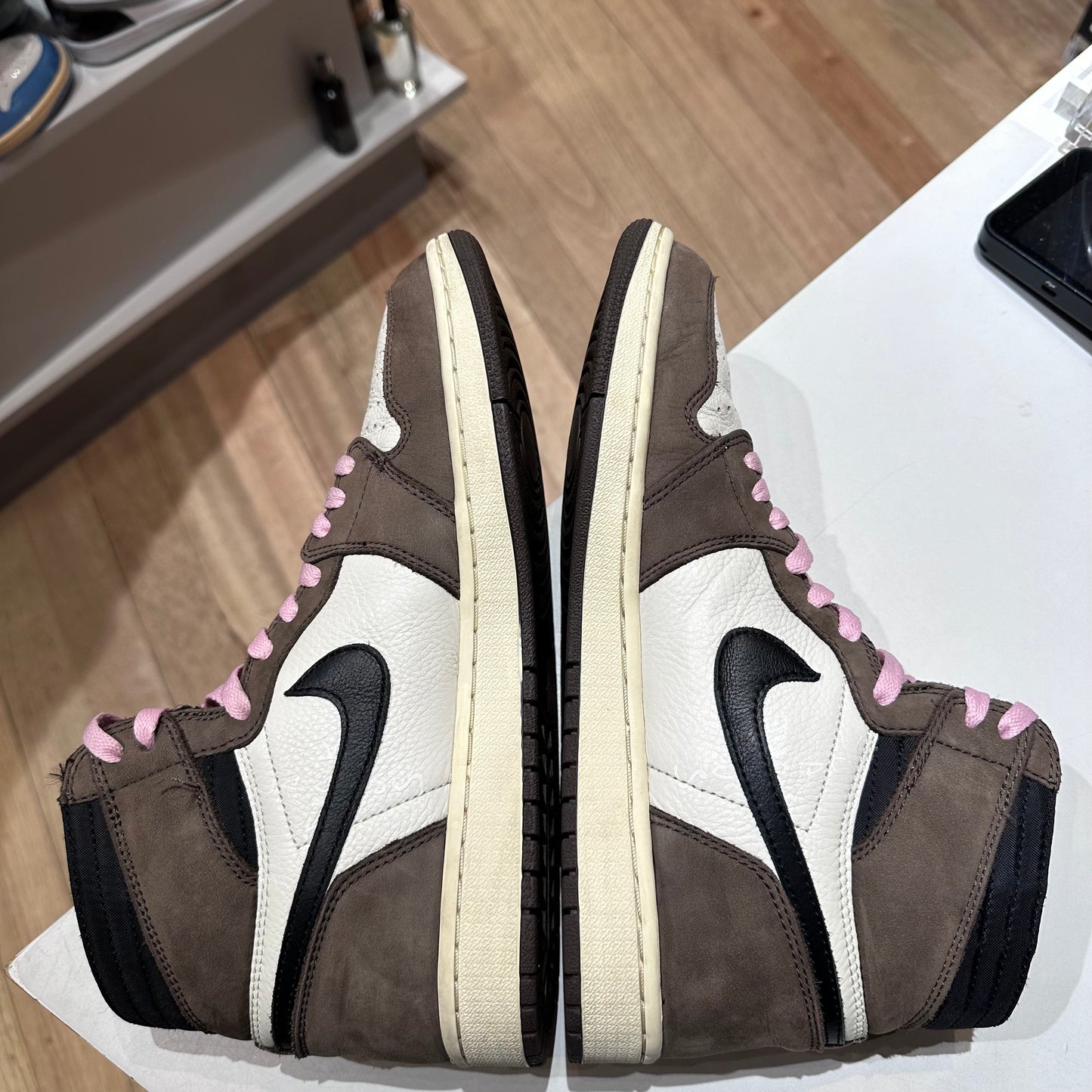 Jordan 1 Retro High OG SP Travis Scott Mocha Pre-owned US 10.5