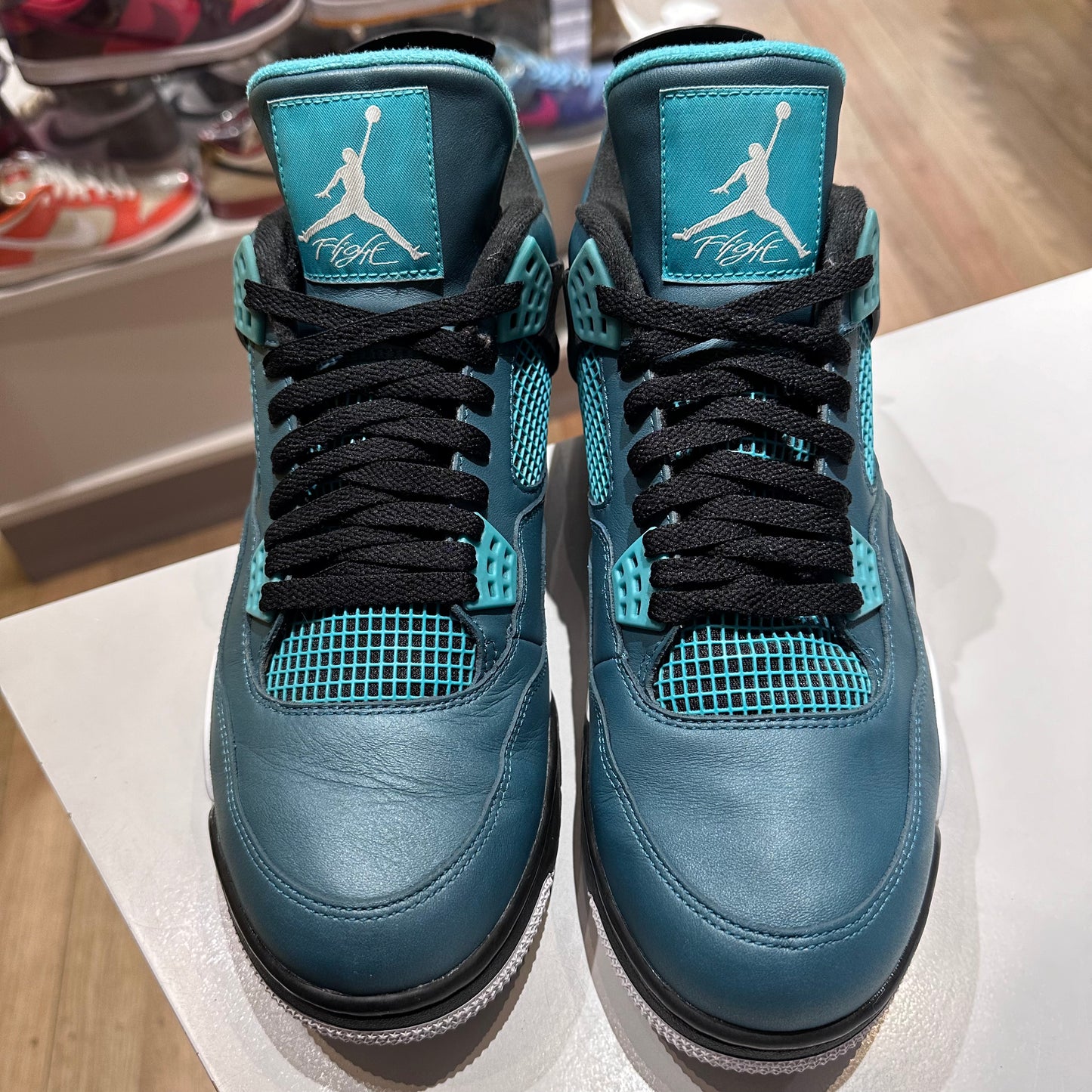 Jordan 4 Retro Teal Pre-owned US12