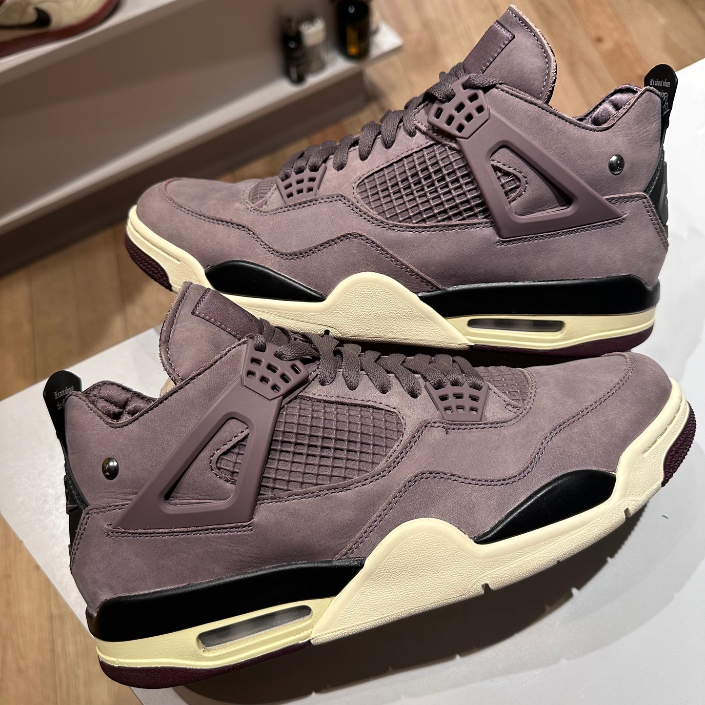 Jordan 4 Retro A Ma Maniére Violet Ore US 11 Pre-owned