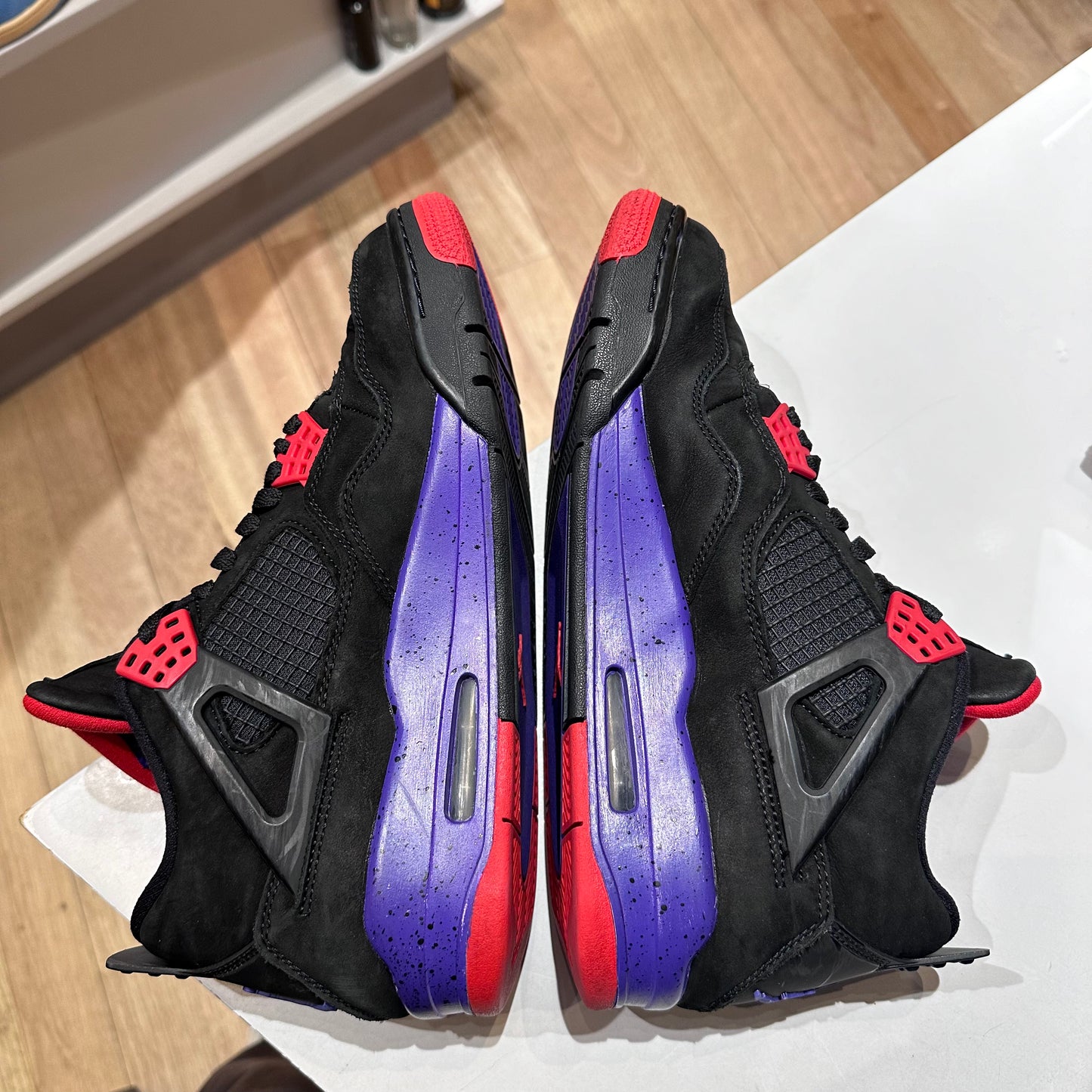 Jordan 4 Retro Raptors (2018) Pre-owned US 9.5