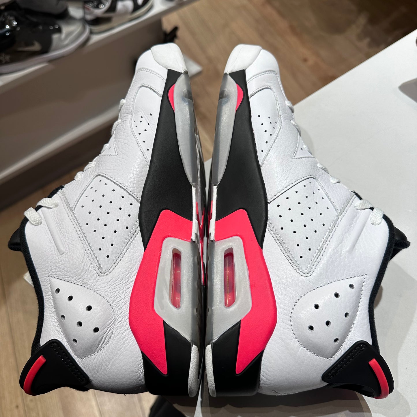 Jordan 6 Retro Low Infrared White Pre-owned US 12