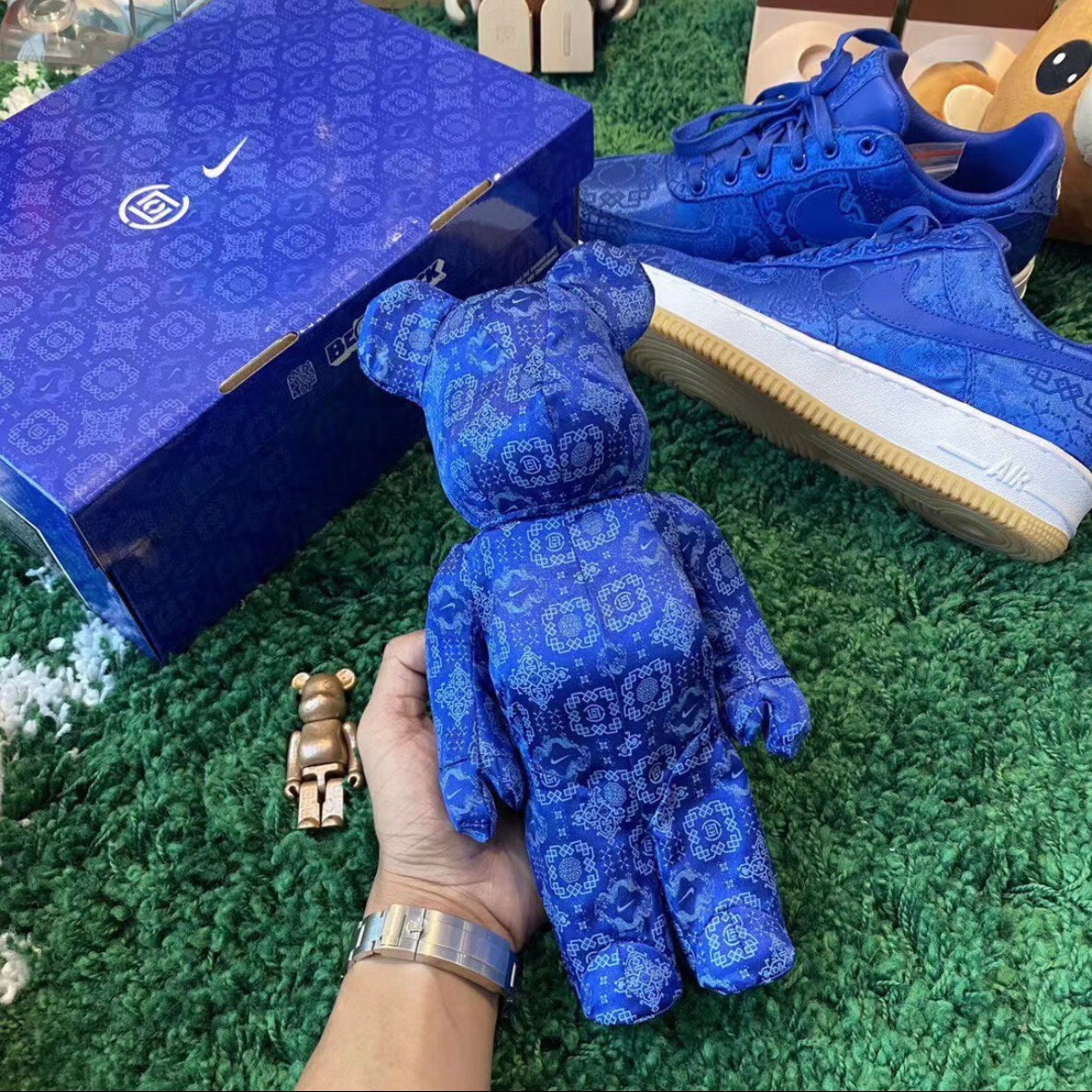 Bearbrick x Clot x Nike 100% & 400% Set Royale University Blue Silk