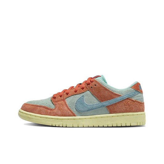 Nike SB Dunk Low Orange Emerald Rise