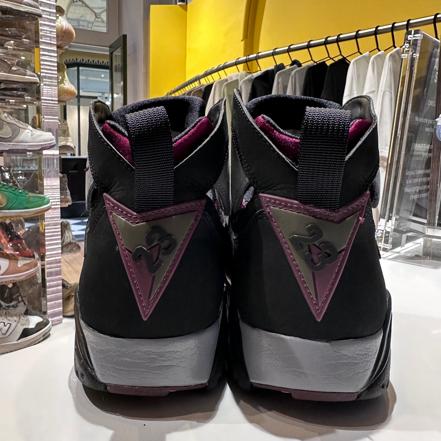 Jordan 7 Retro Bordeaux (2011) Pre-Owned