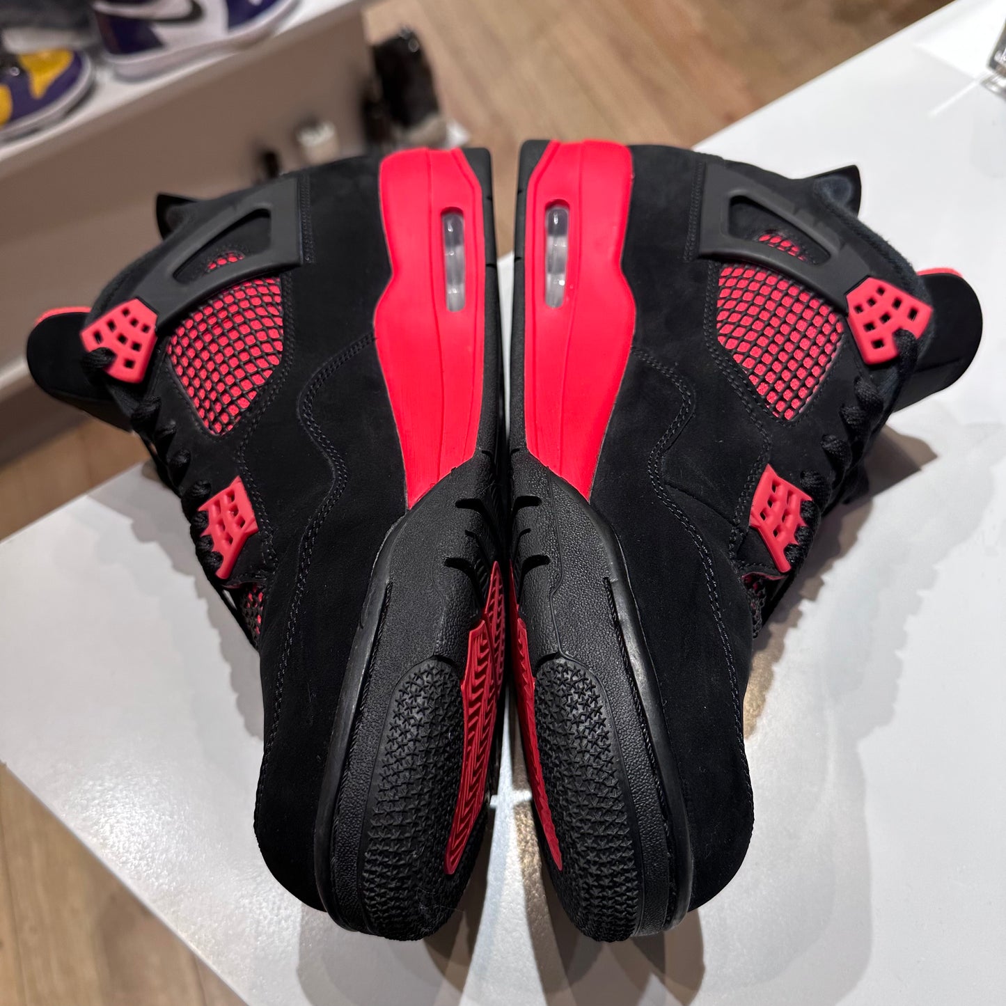 Jordan 4 Retro Red Thunder Pre-Owned