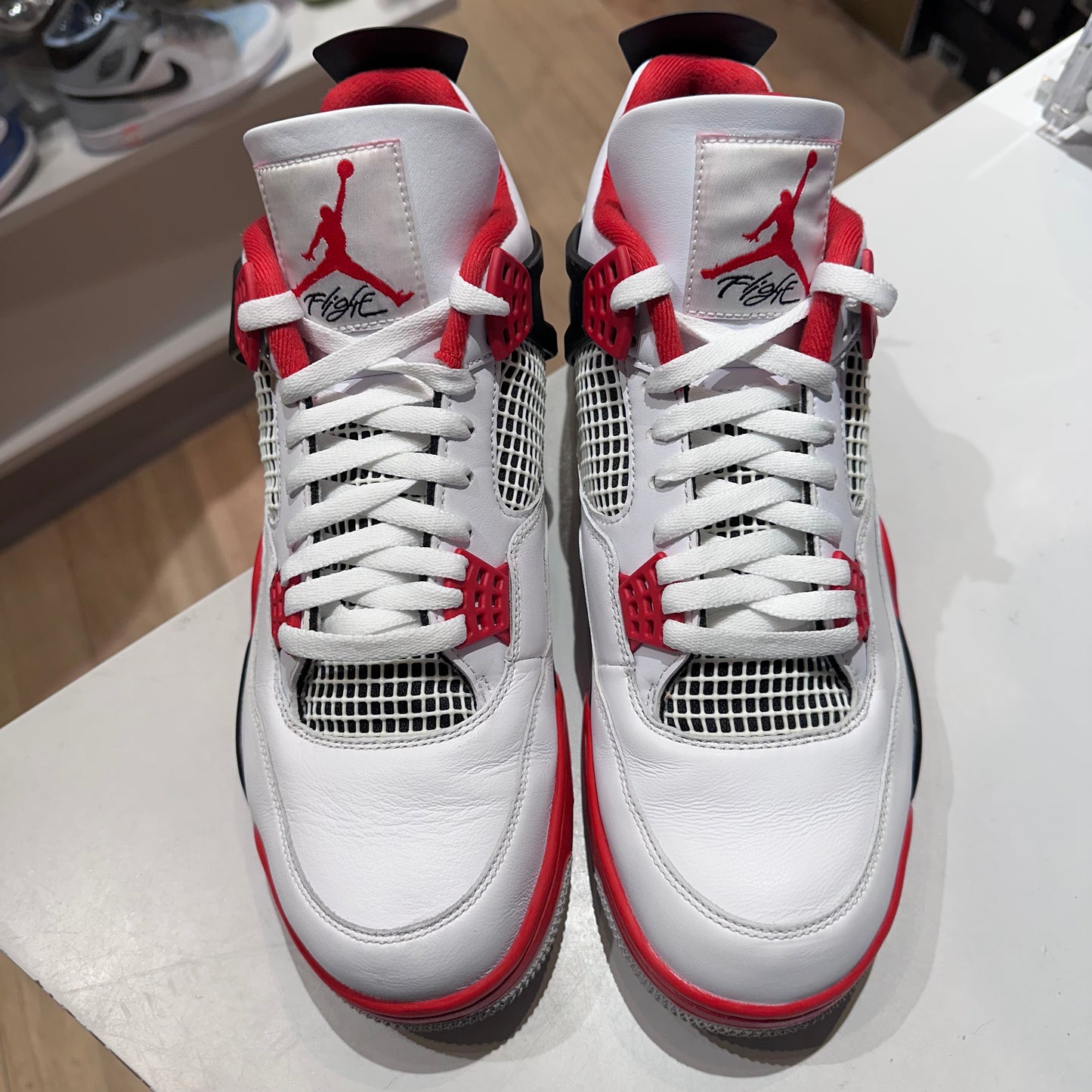 Jordan 4 Retro Fire Red (2020) Pre-owned  US12