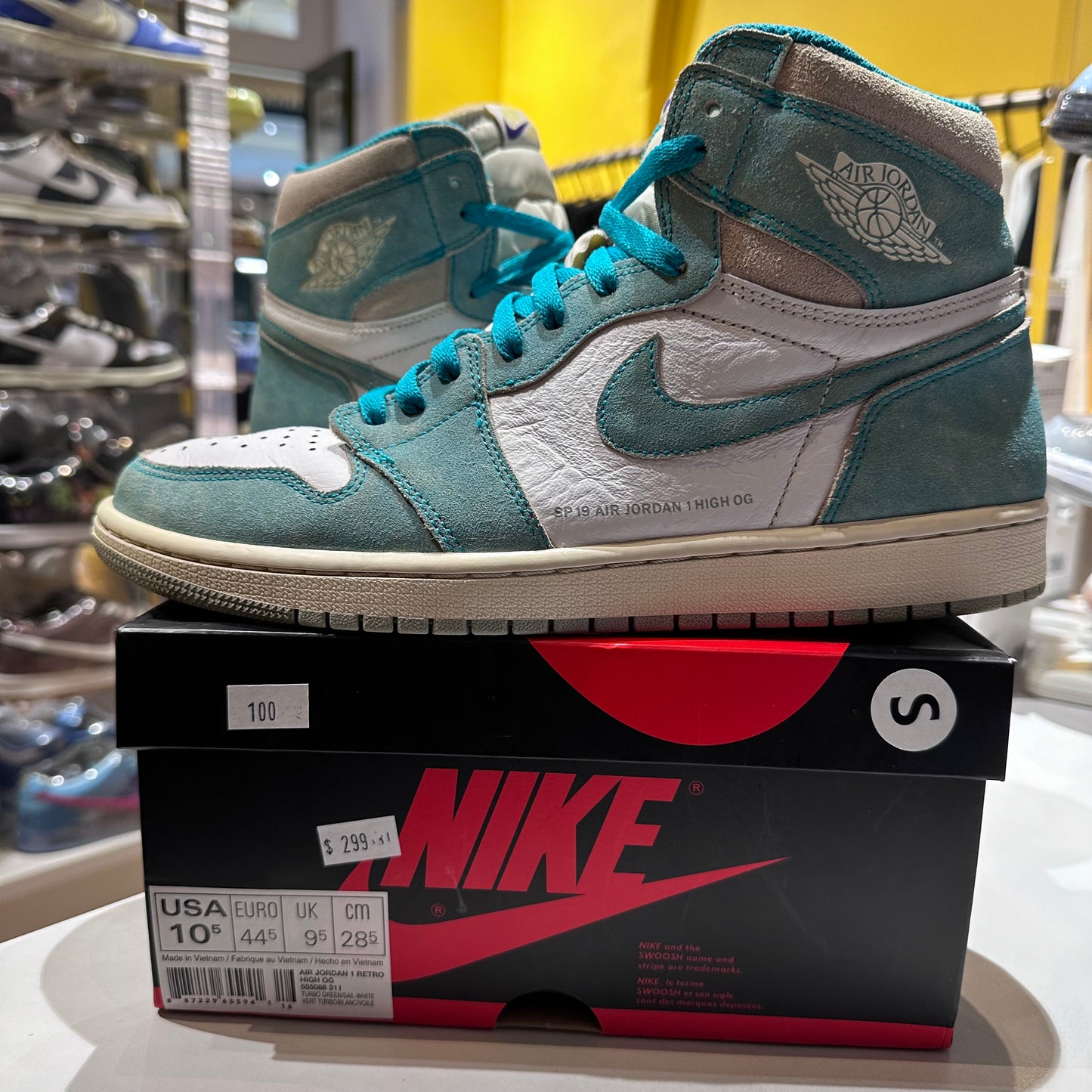 Jordan 1 Retro High Turbo Green Pre-owned US 10.5