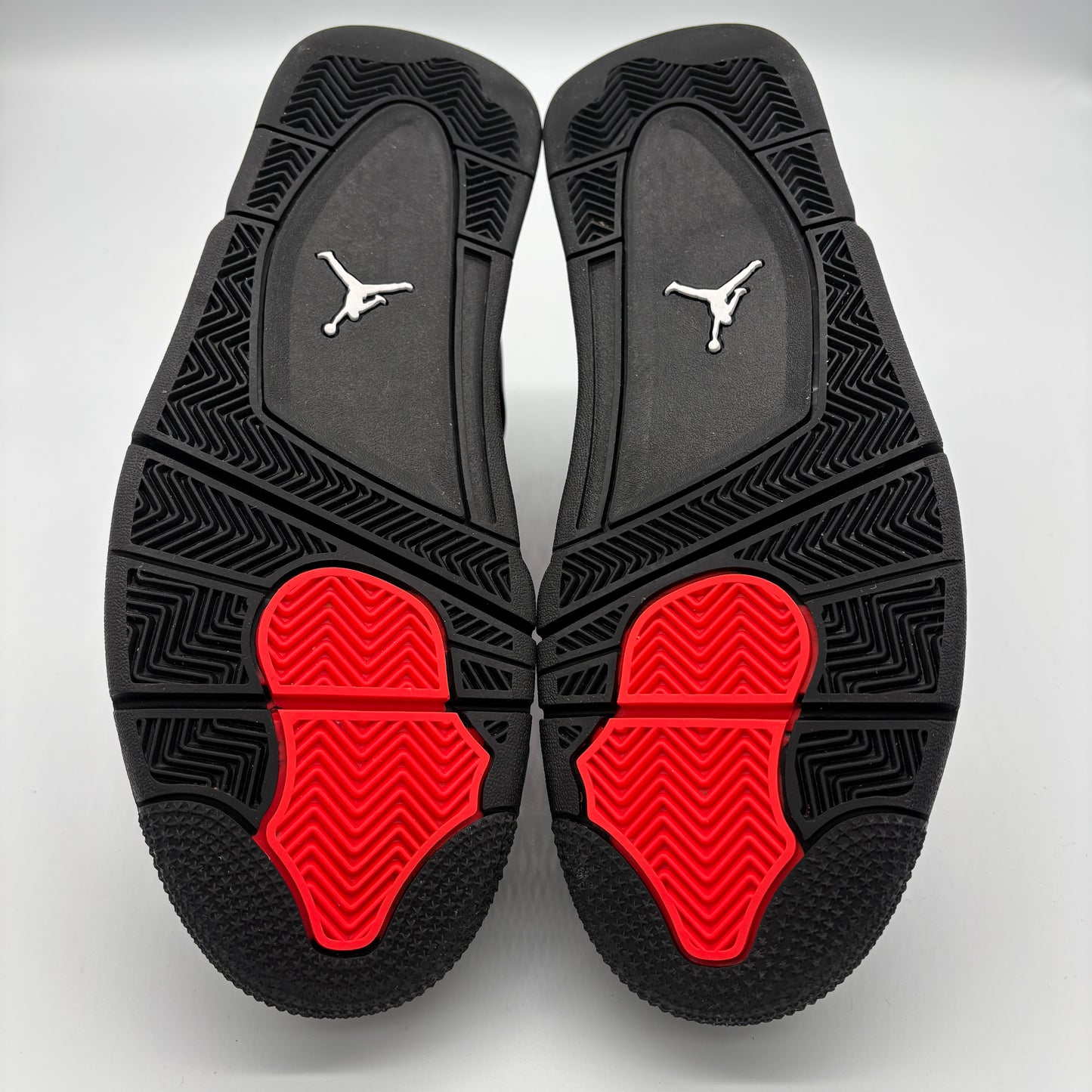 Jordan 4 Retro Red Thunder Pre-owned US10