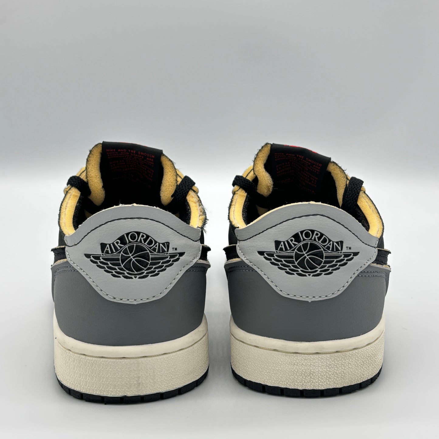 Jordan 1 Low OG EX Black Smoke Grey US9 Pre-owned