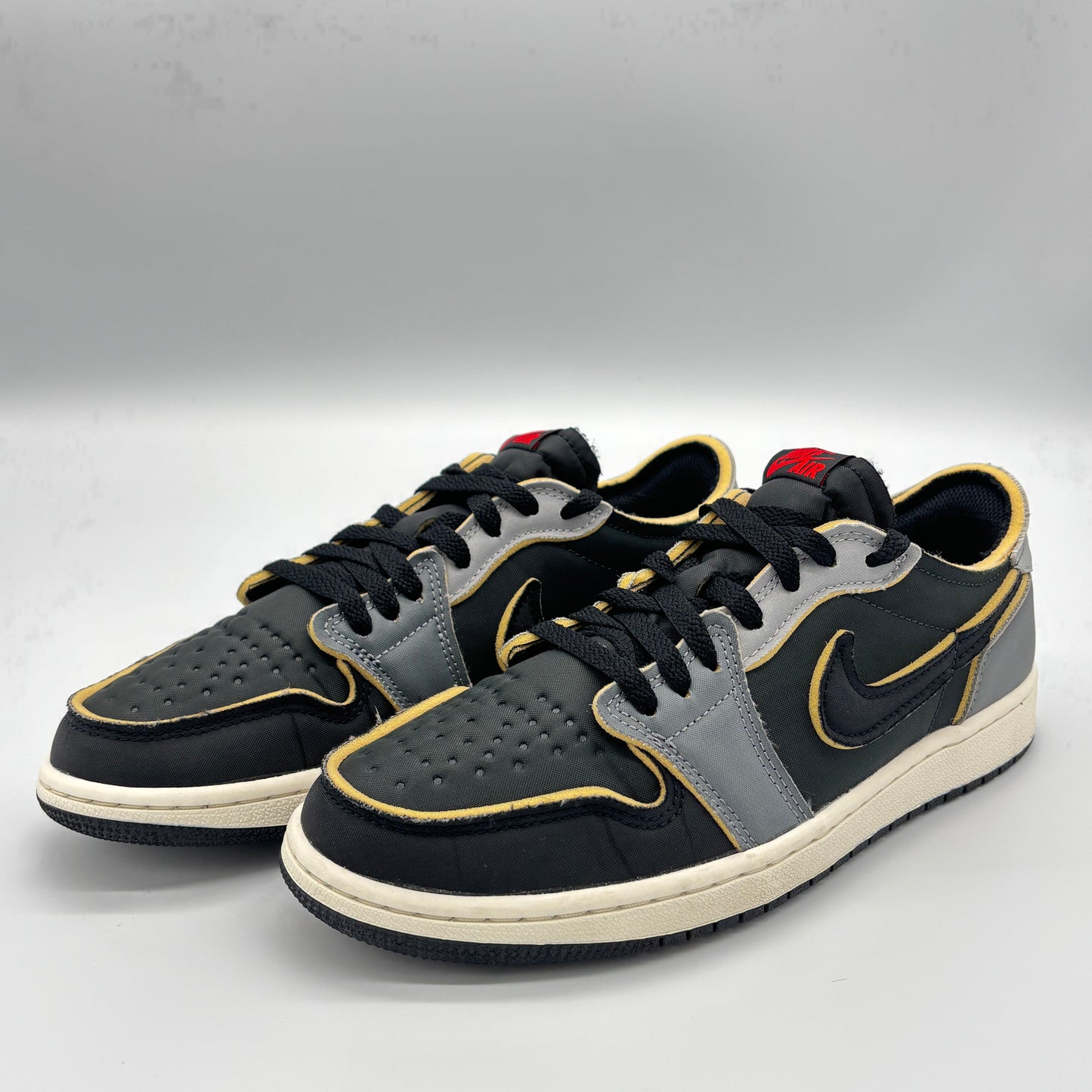 Jordan 1 Low OG EX Black Smoke Grey US9 Pre-owned