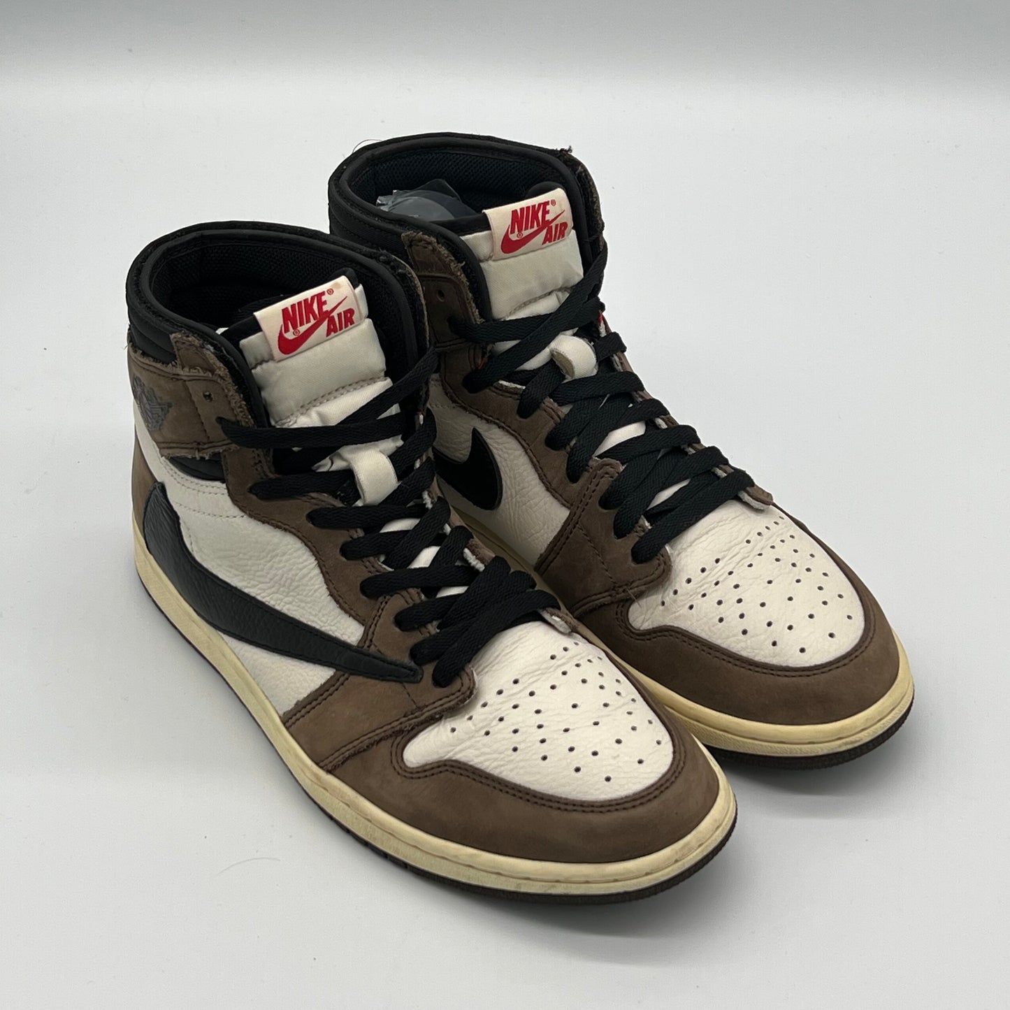 Jordan 1 Retro High OG SP Travis Scott Mocha Pre-Owned  Size 10.5