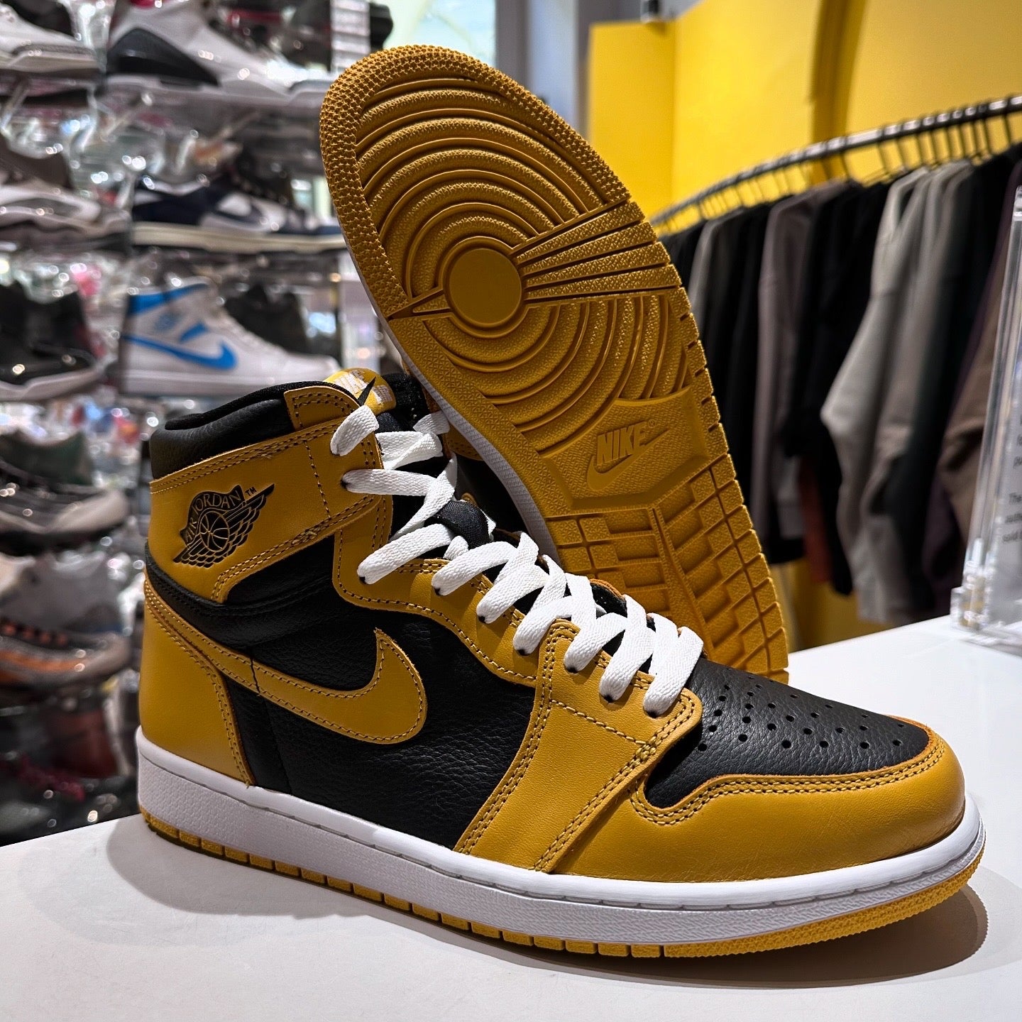 Jordan 1 Retro High Pollen Pre-owned US 10