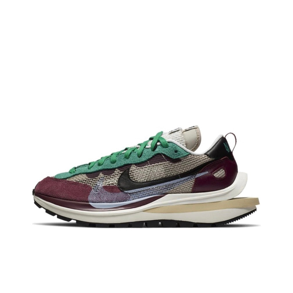 Sacai x Nike Vaporwaffle Villain Red Neptune Green (2020)