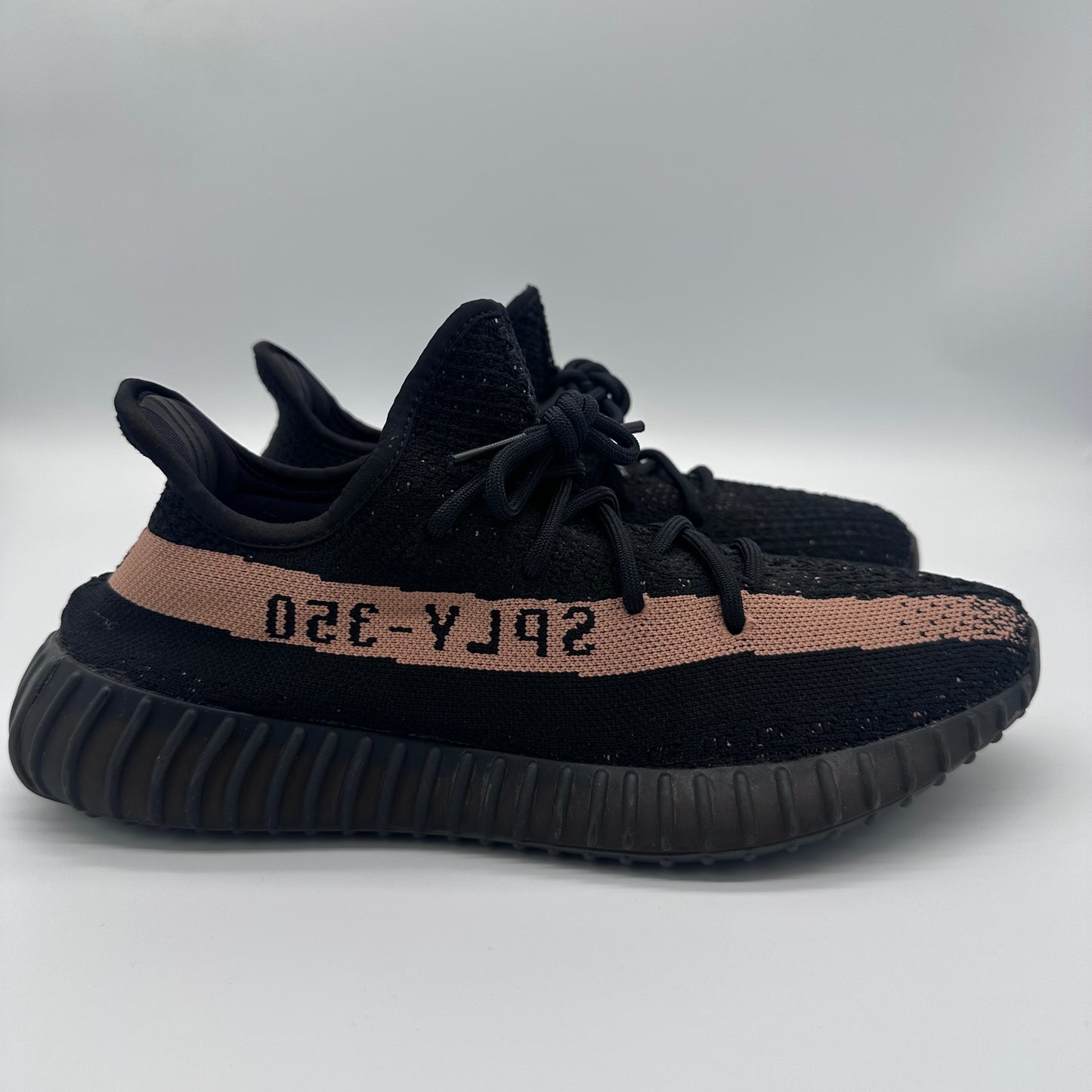 adidas Yeezy Boost 350 V2 Core Black Copper pre-owned US10.5