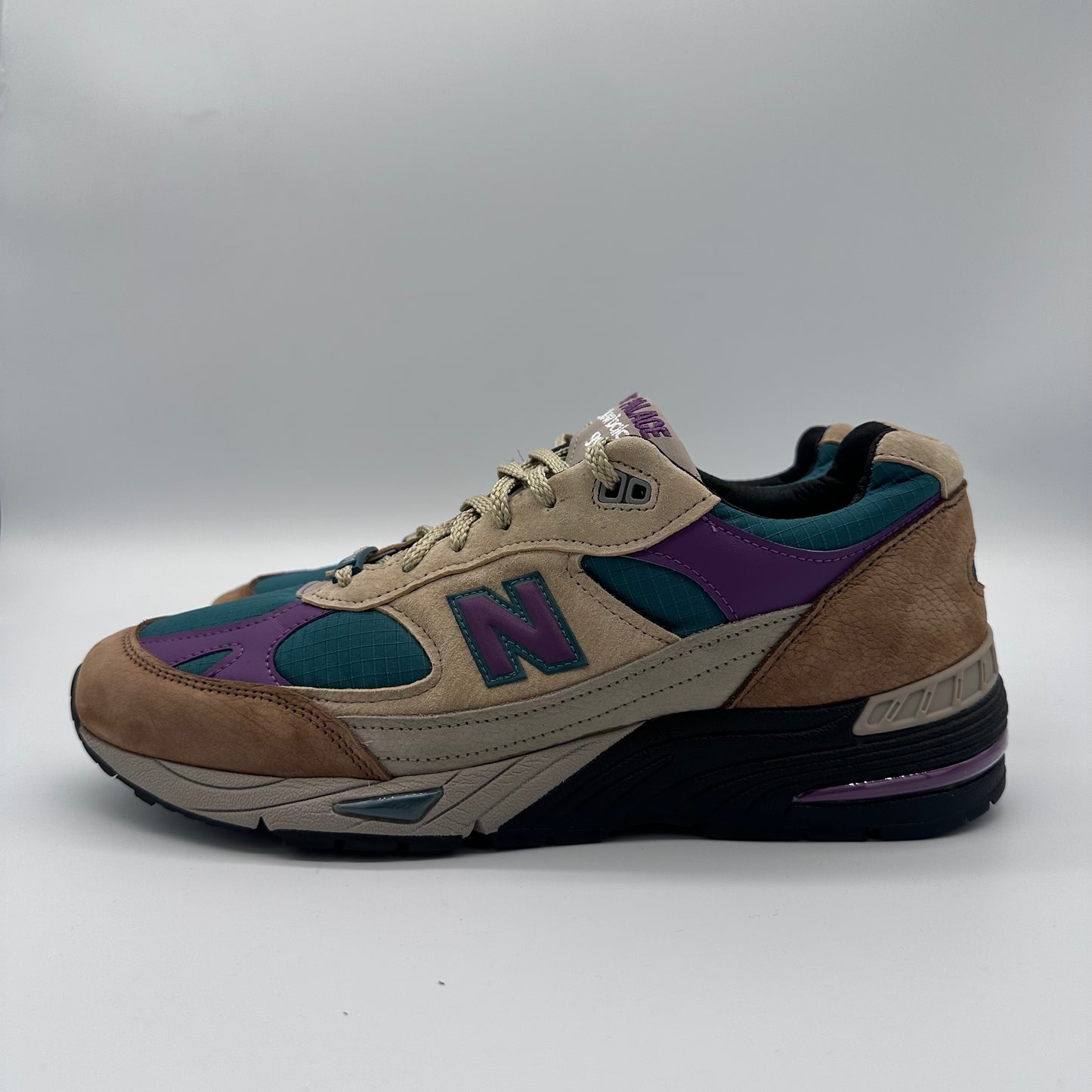 Palace x New Balance 991 Made In England Teal (2023) Pre-owned US11