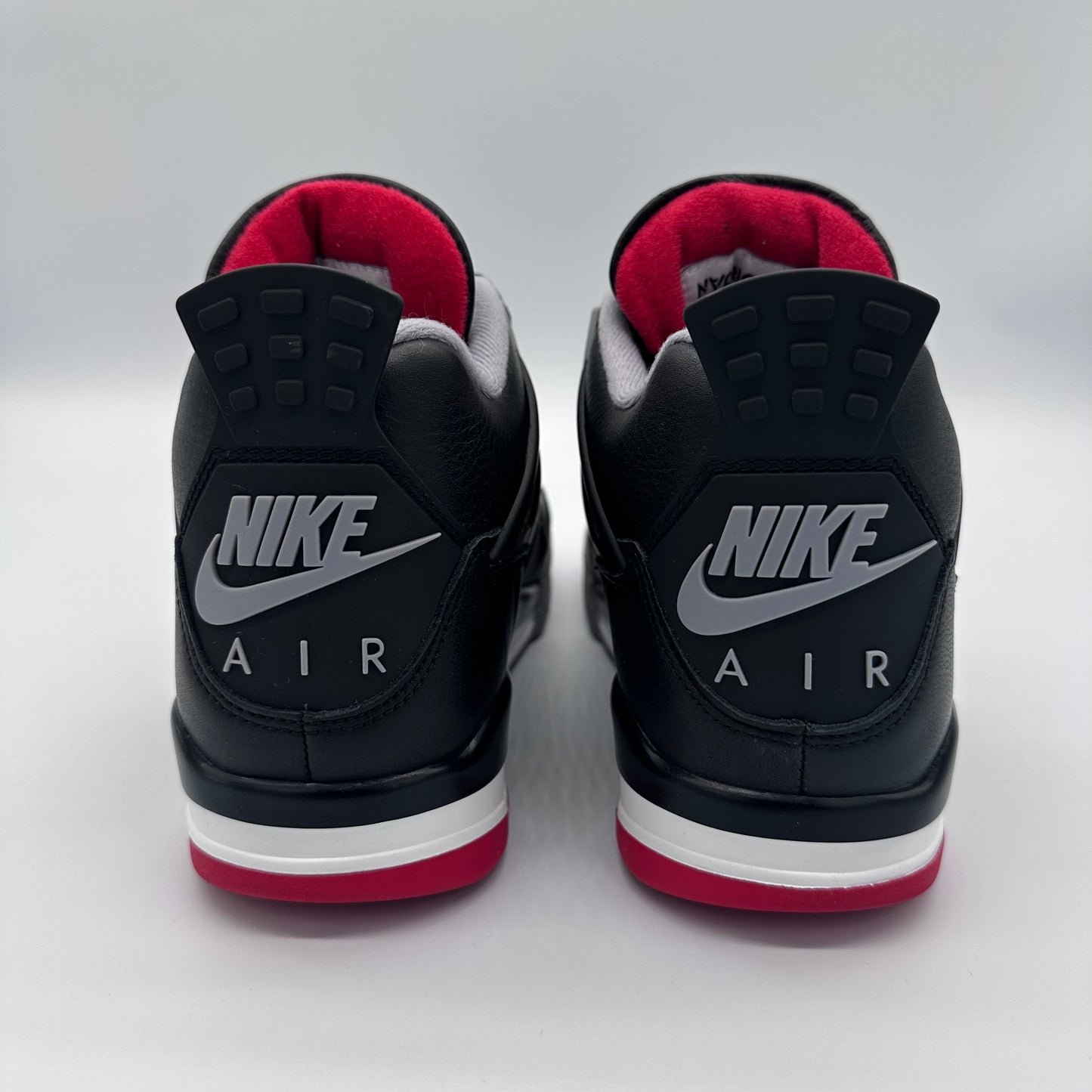 Jordan 4 Retro Bred Reimagined Pre-owned US 9