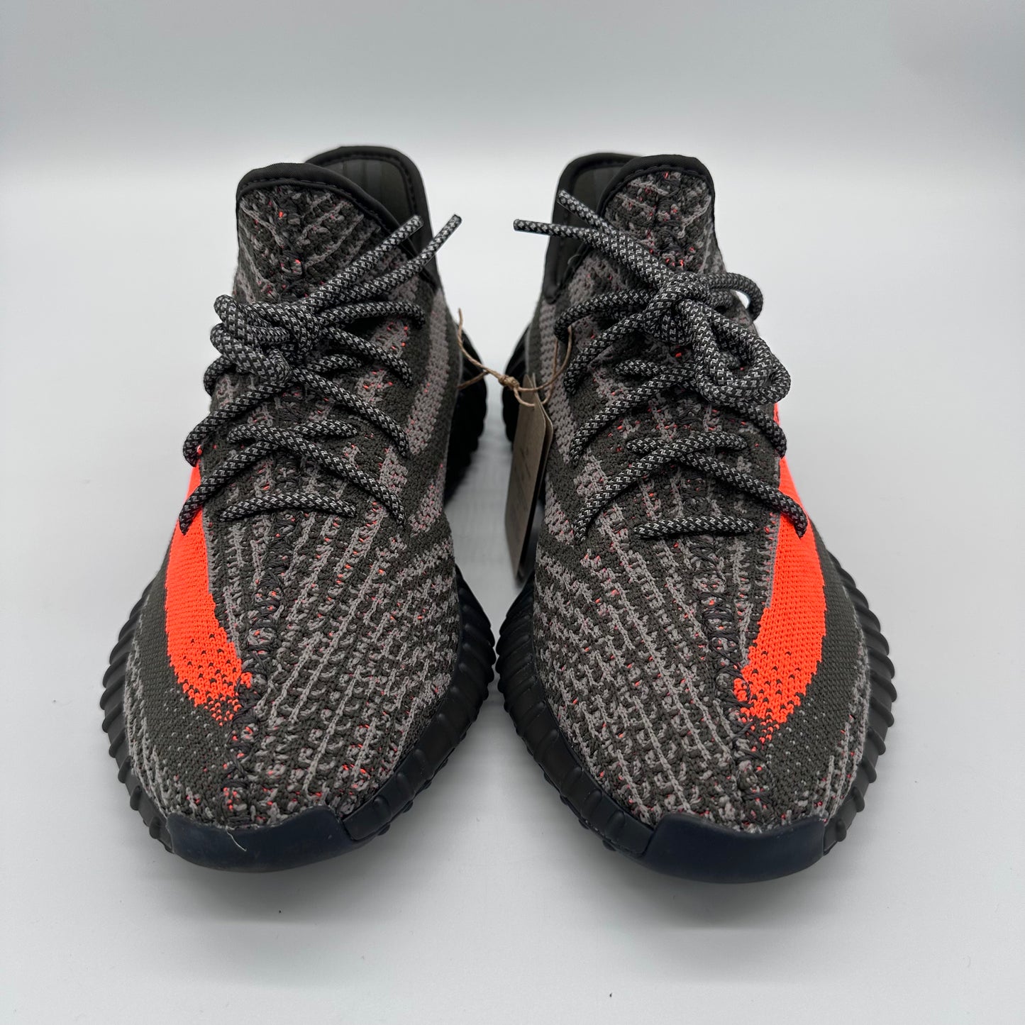 adidas Yeezy Boost 350 V2 Carbon Beluga Pre-owned US9