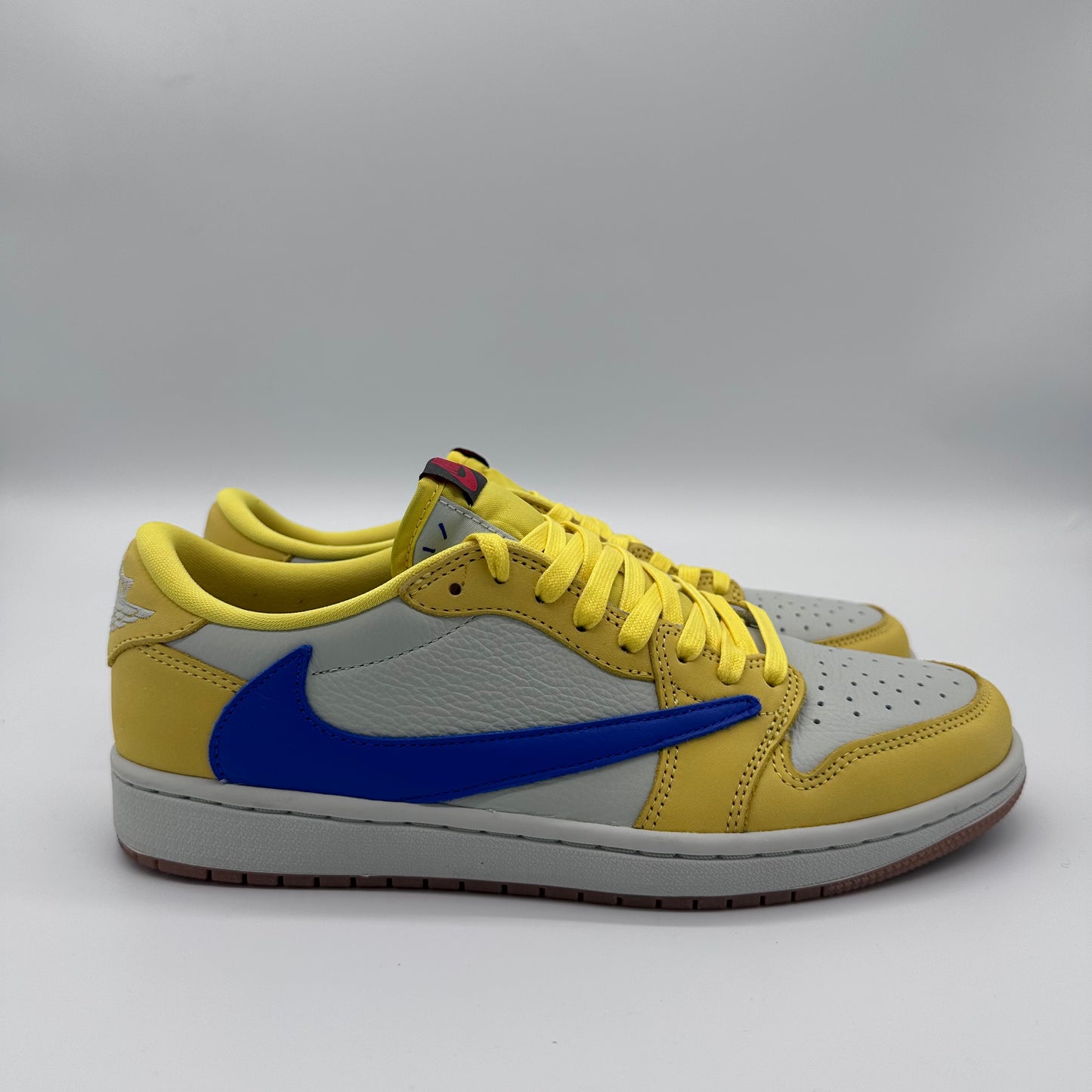 Jordan 1 Retro Low OG SP Travis Scott Canary pre-owned US8.5/WUS10