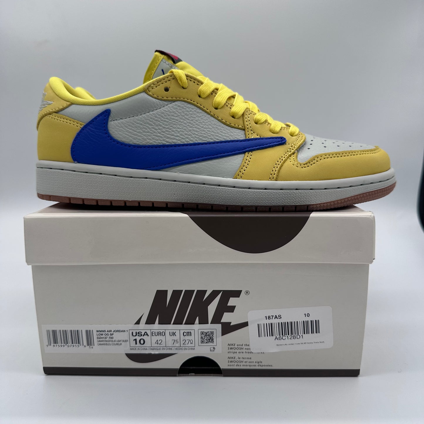 Jordan 1 Retro Low OG SP Travis Scott Canary pre-owned US8.5/WUS10
