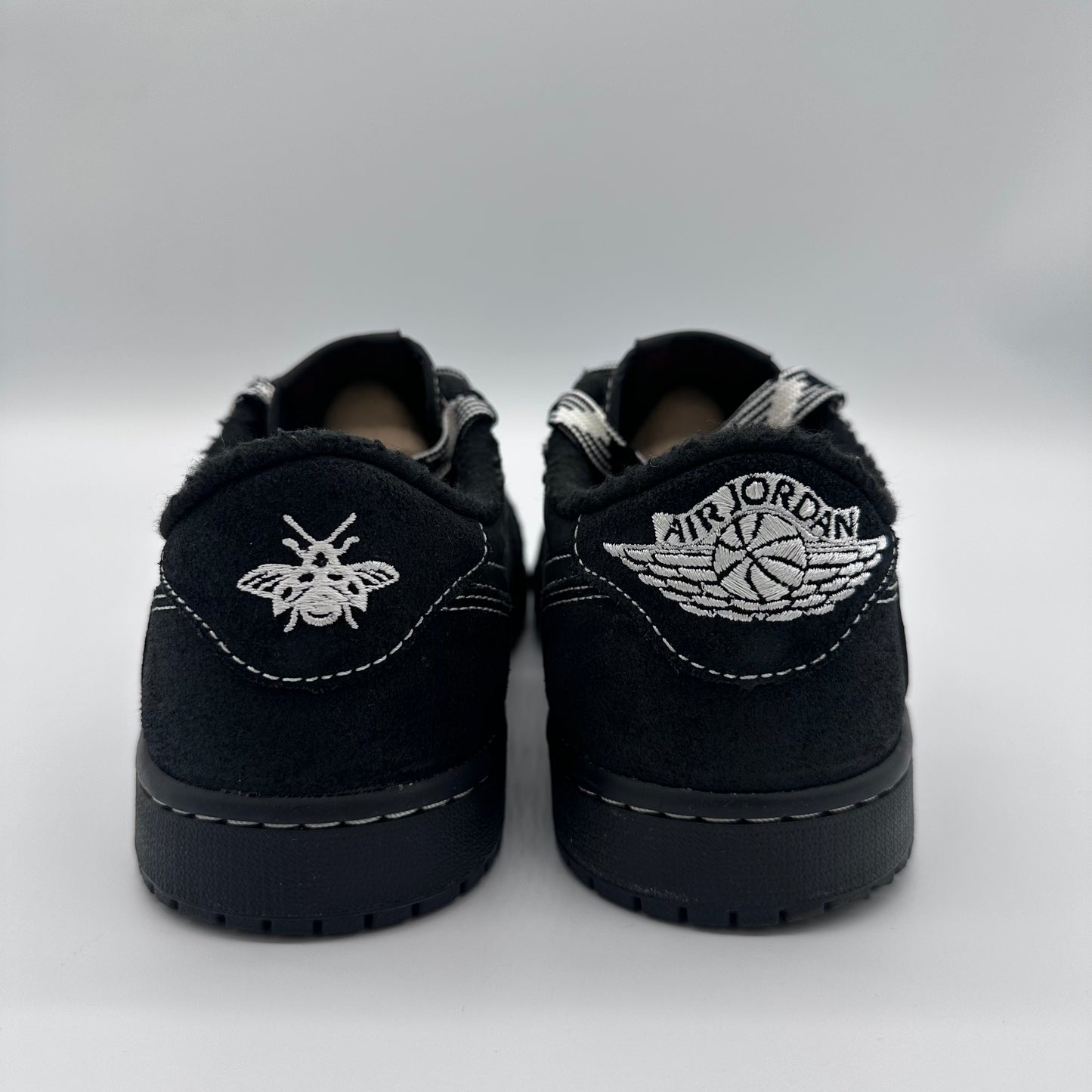 Jordan 1 Retro Low OG SP Travis Scott “Black Phantom” pre-owned US 8.5