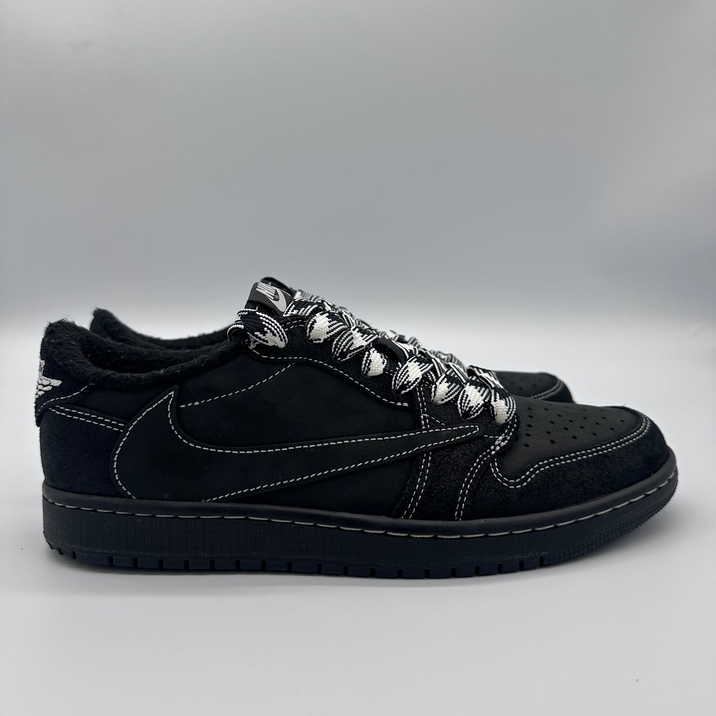 Jordan 1 Retro Low OG SP Travis Scott “Black Phantom” pre-owned US 8.5